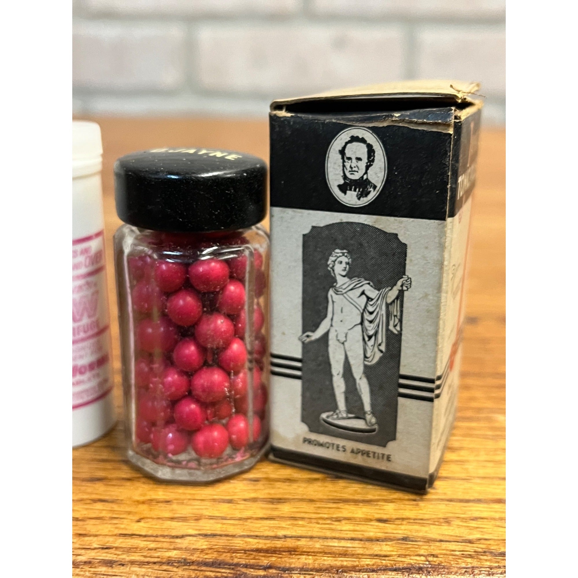 Vintage Dr. Jayne's Tonic Pills & Pinworms Tables Medicine Bottles w/ Boxes NOS