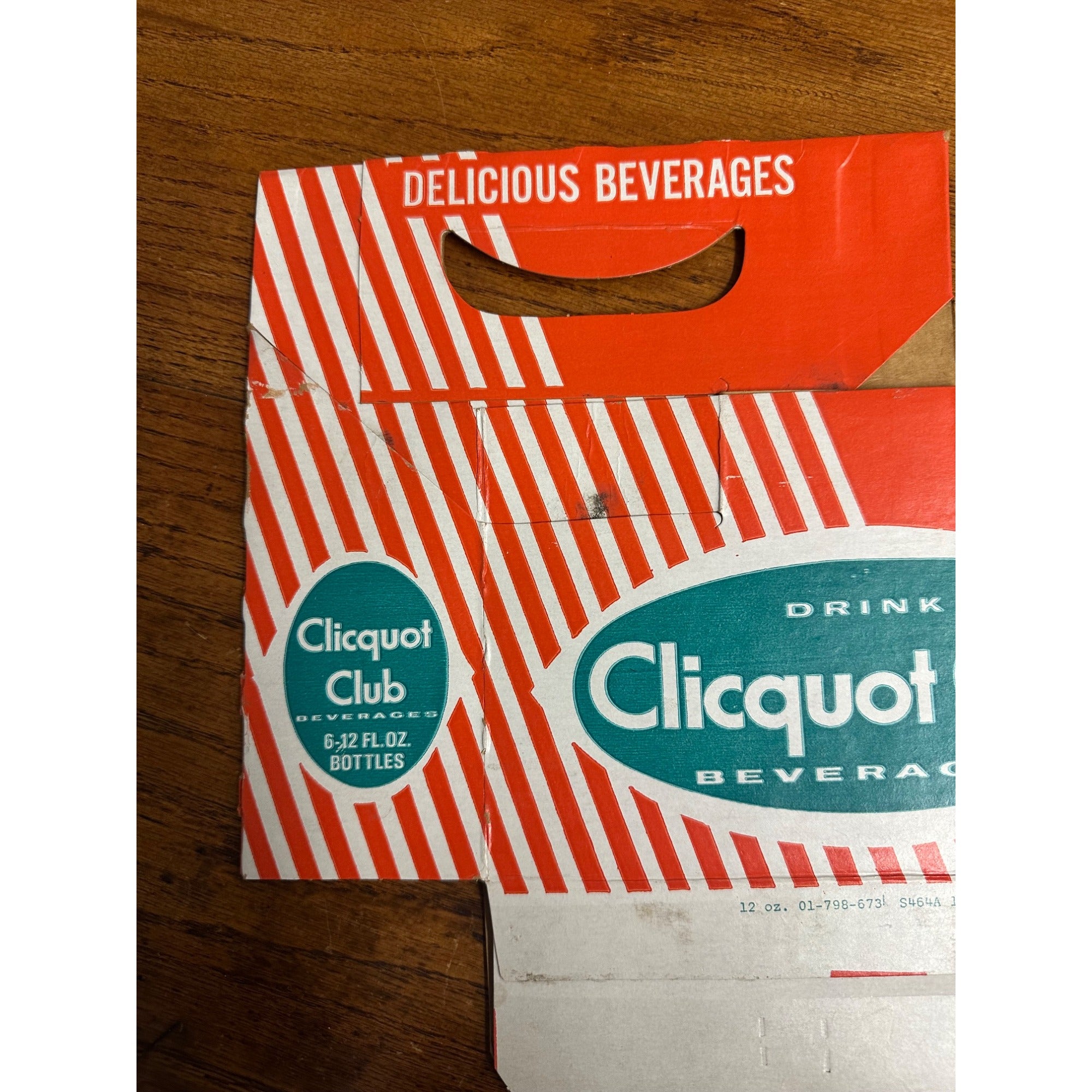 Clicquot Club Beverages Cardboard Carrier Six Pack Carton Bottle 6-Pack Case Vintage