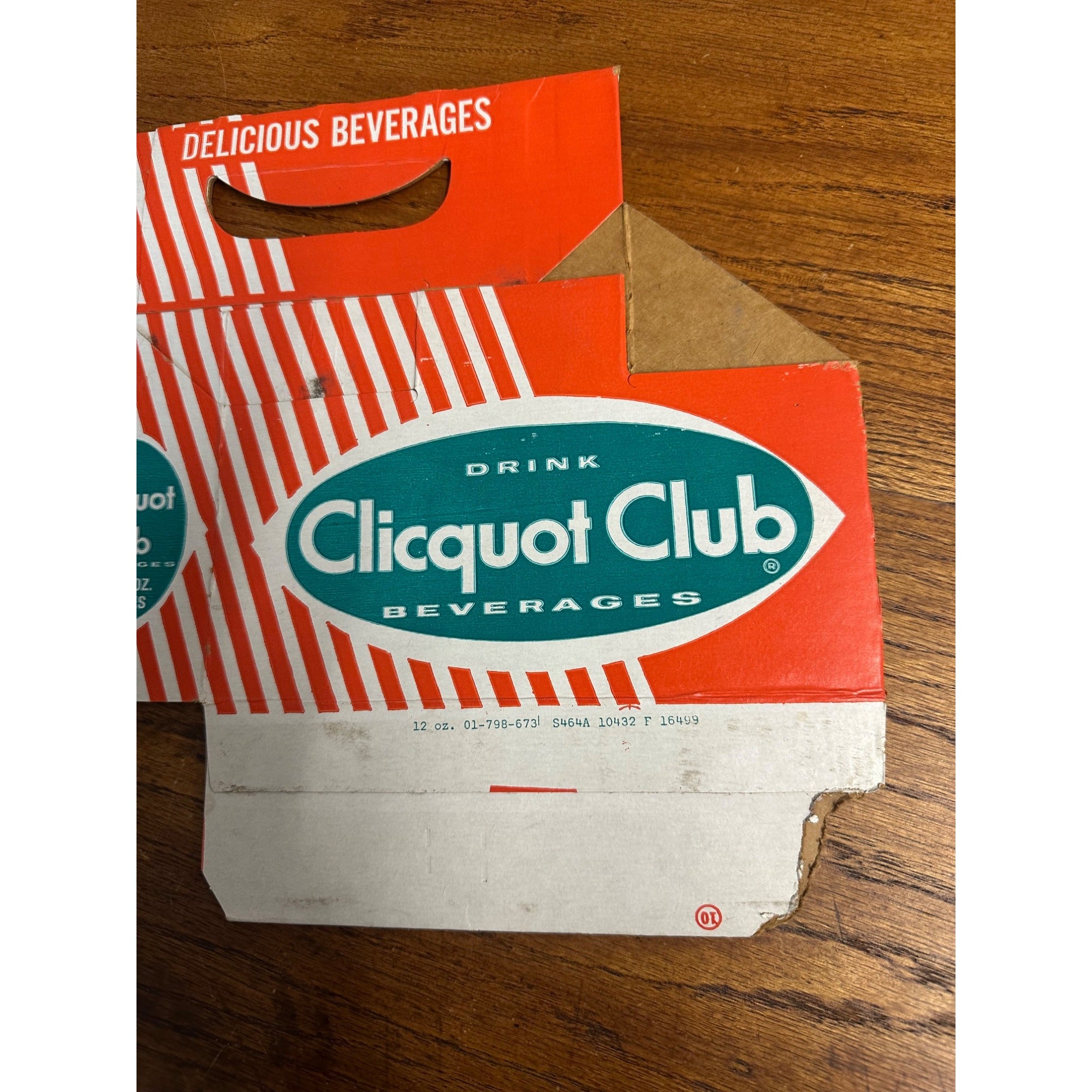 Clicquot Club Beverages Cardboard Carrier Six Pack Carton Bottle 6-Pack Case Vintage