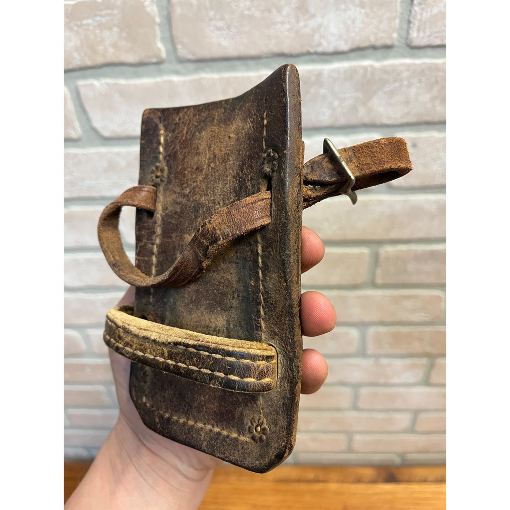 Antique Leather Belt Tool Holder Frog Lineman Fence Pliers Holster c1930