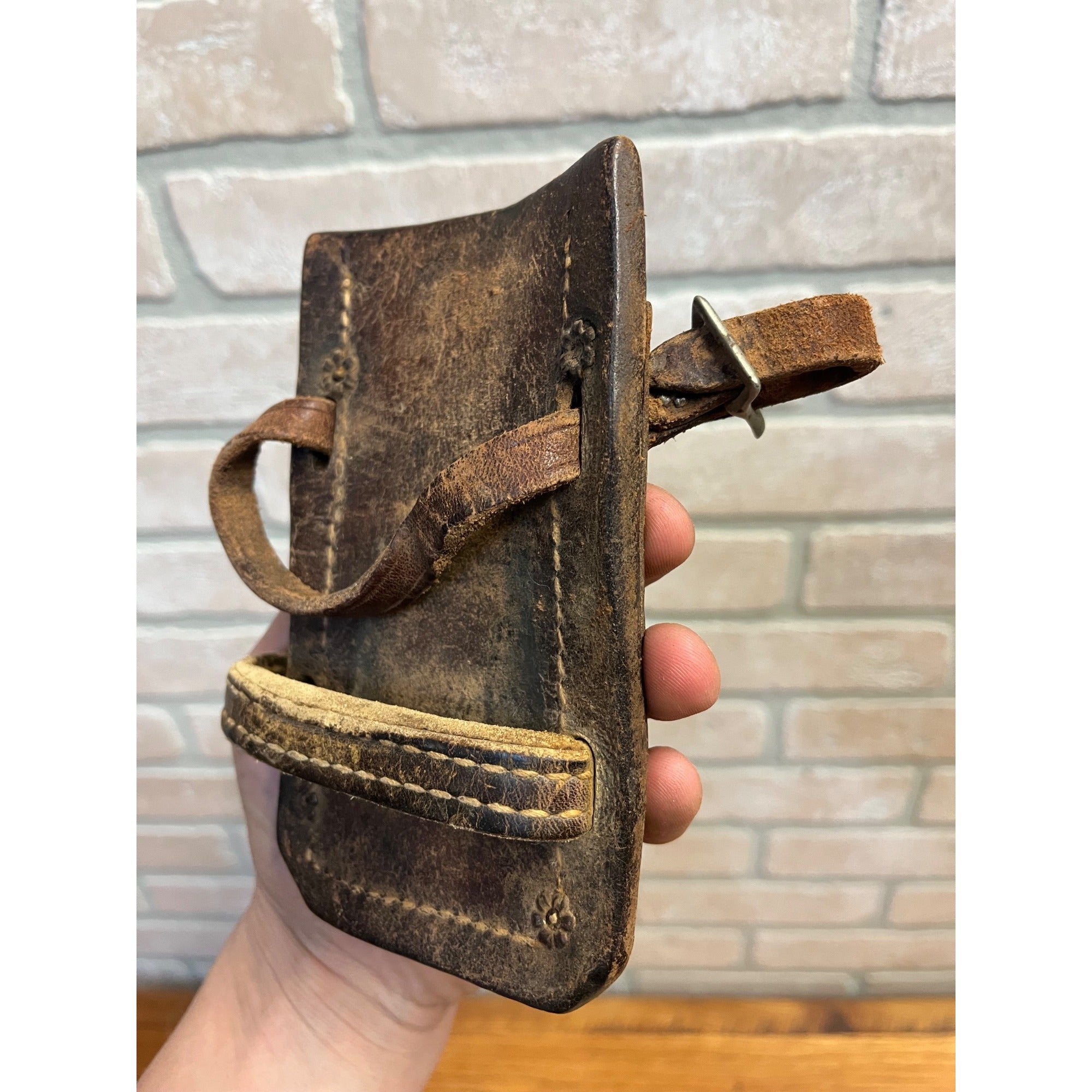 Antique Leather Belt Tool Holder Frog Lineman Fence Pliers Holster c1930