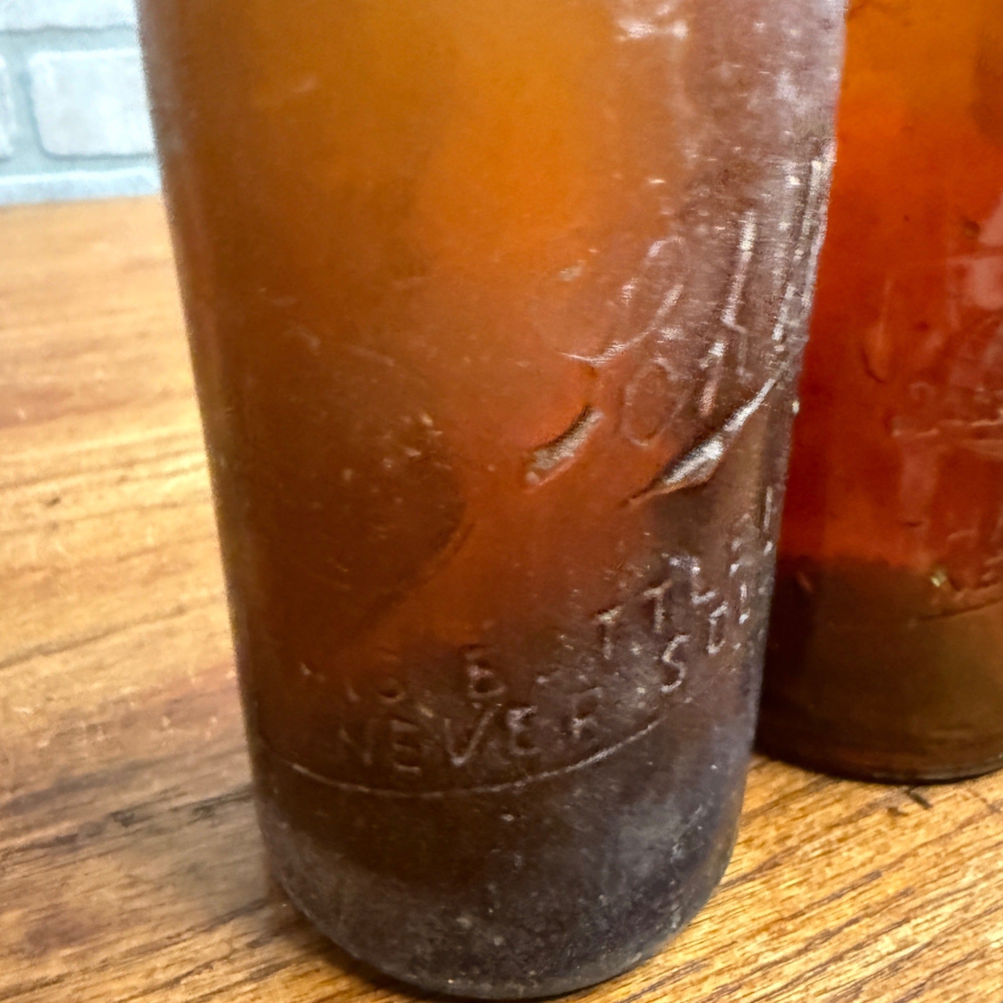 Pair Pre-Pro Schlitz Brewing Company Milwaukee Vintage Amber Beer Bottle Wis - Globe