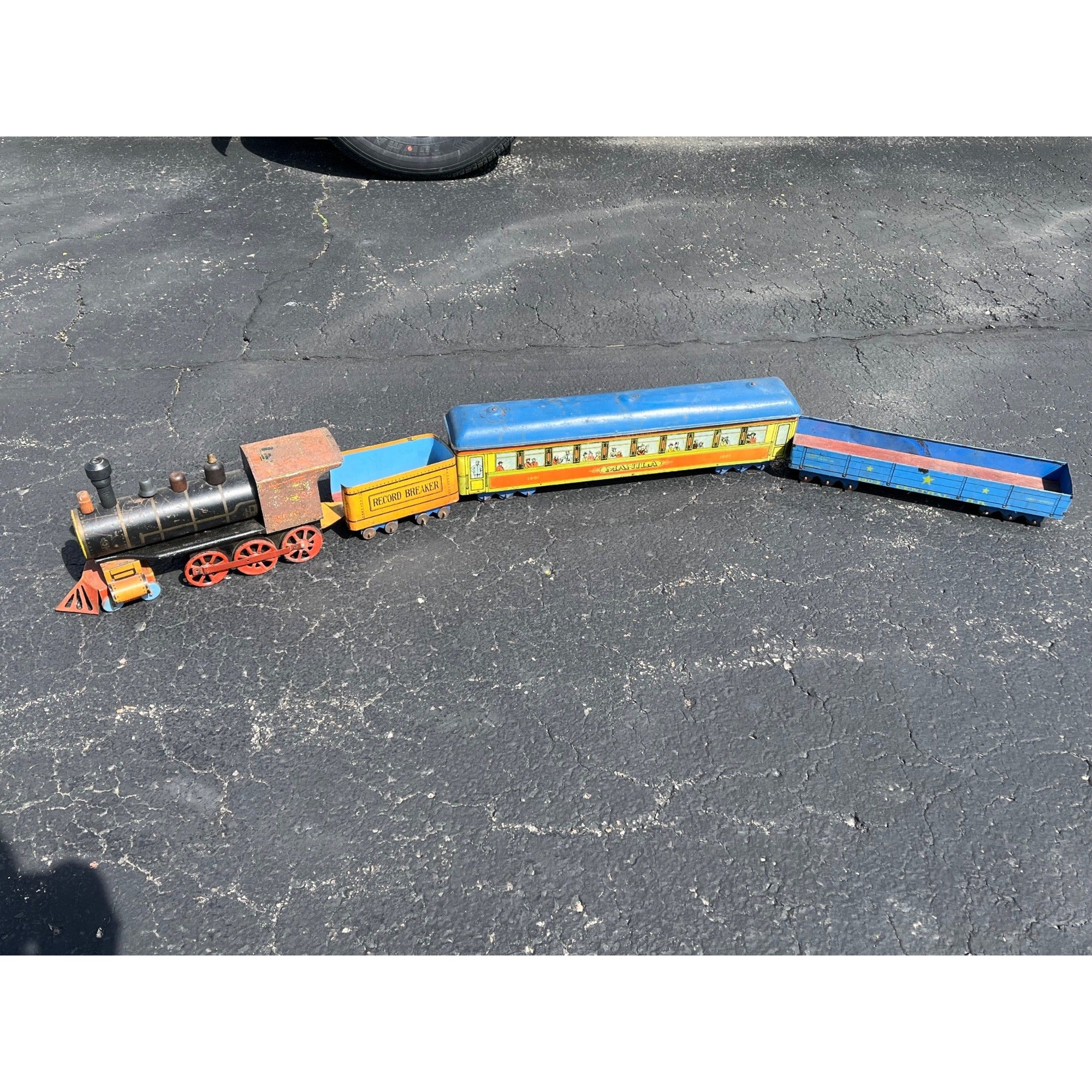 RARE Converse Large Scale Tin Train Toy 4pc Set Locomotive Manila Passenger Car