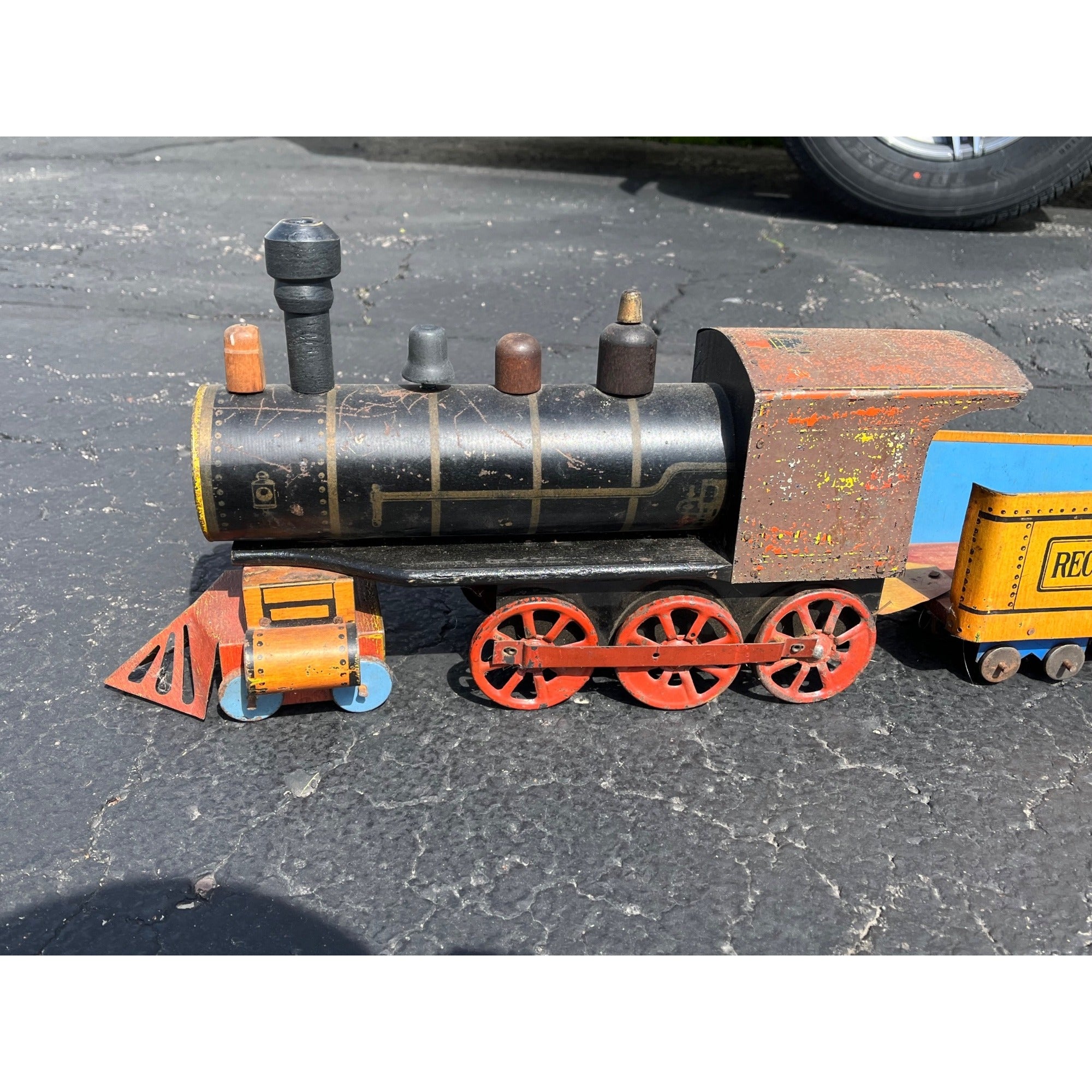 RARE Converse Large Scale Tin Train Toy 4pc Set Locomotive Manila Passenger Car