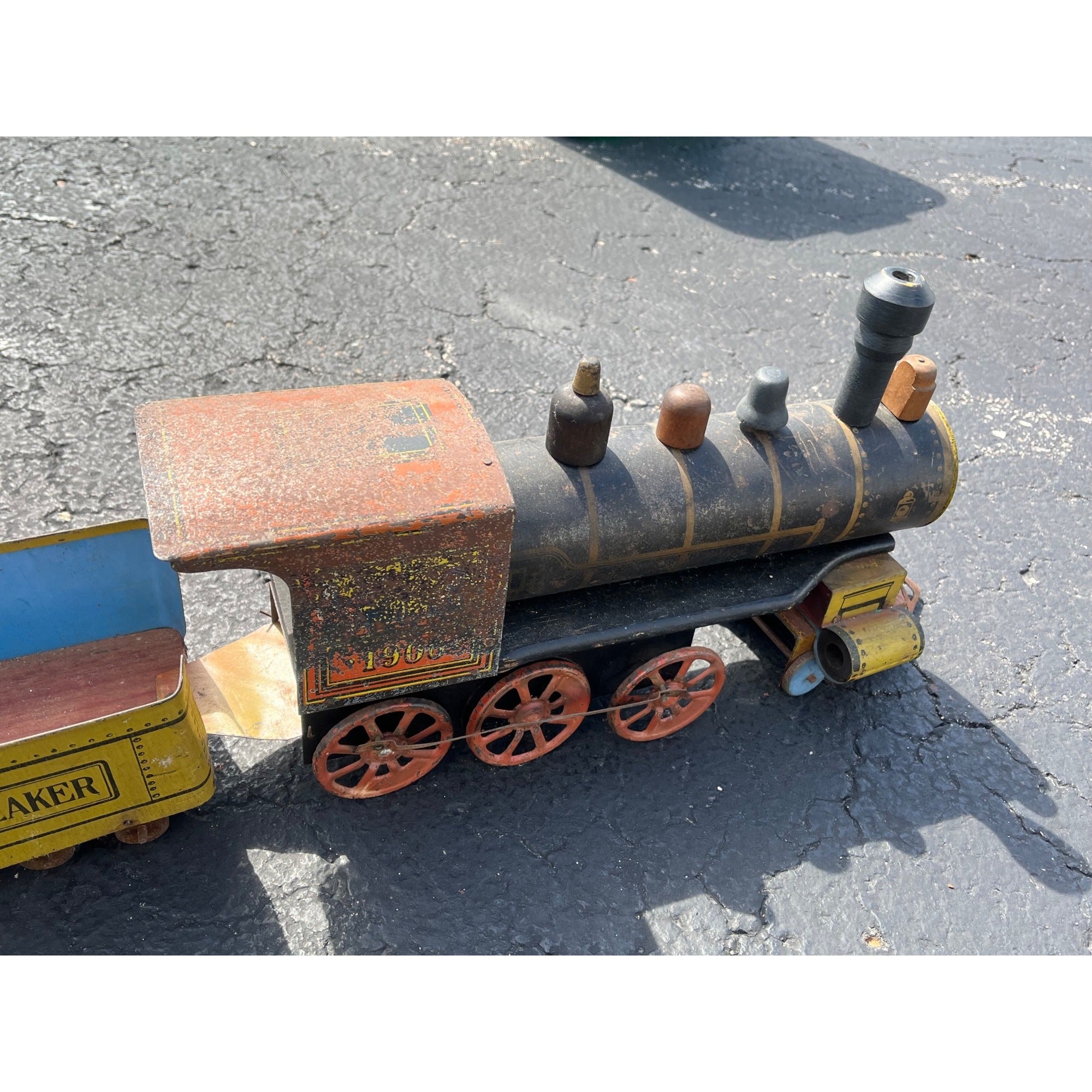 RARE Converse Large Scale Tin Train Toy 4pc Set Locomotive Manila Passenger Car