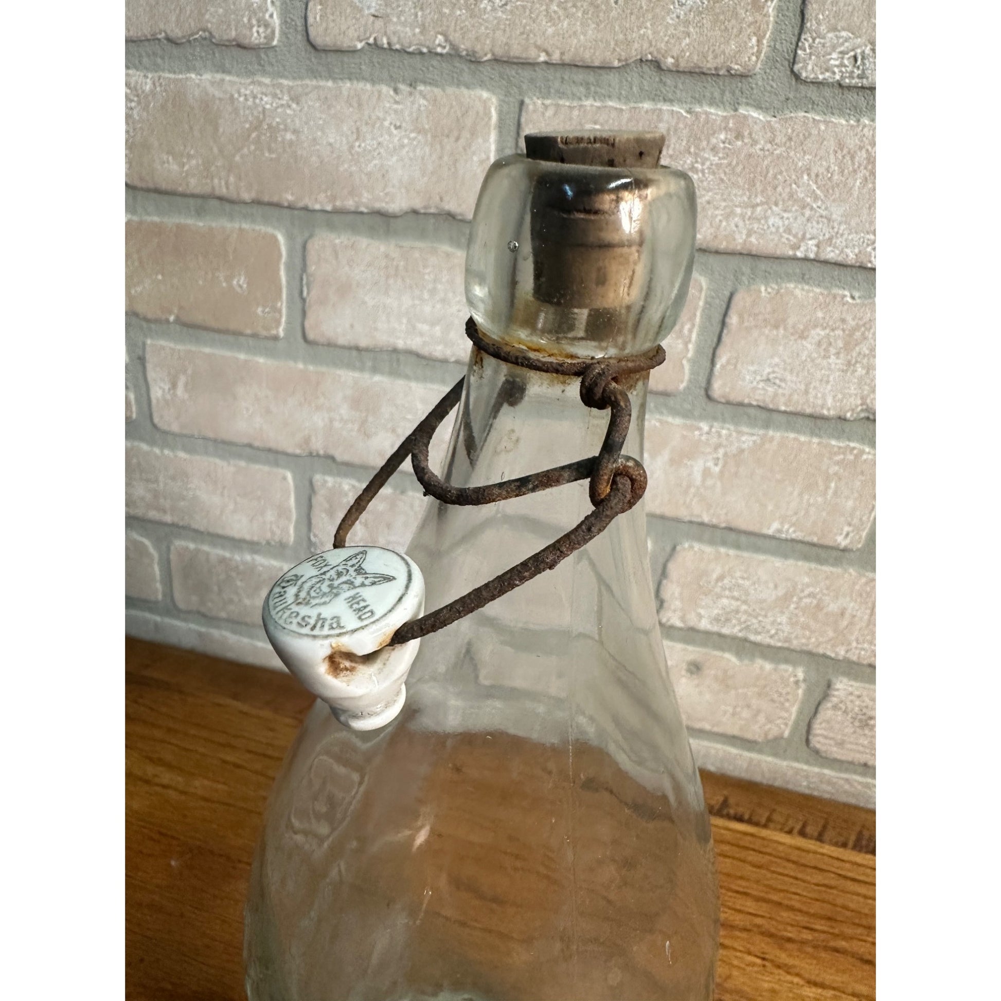 Waukesha Wi Fox Head Spring Blob Top Pre-Pro Beer Bottle With Enamel Stopper