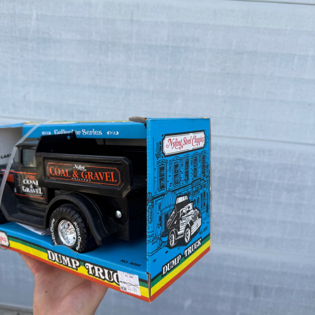 Rare Nylint Classics Collector Series Dump Truck 3050 Coal & Gravel 1990 New USA