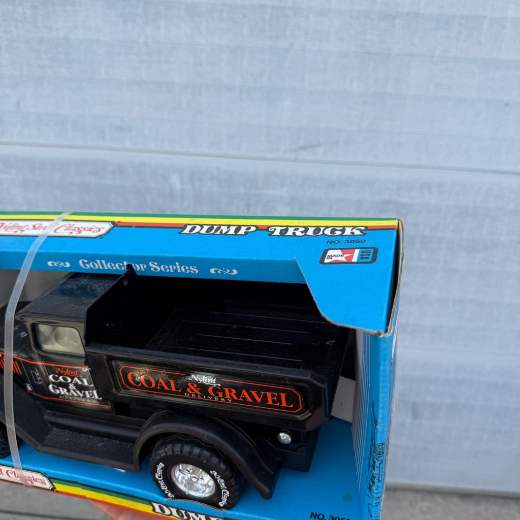 Rare Nylint Classics Collector Series Dump Truck 3050 Coal & Gravel 1990 New USA