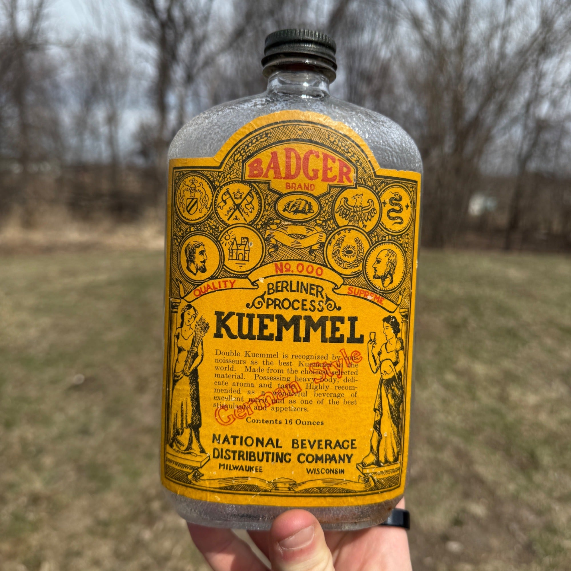 Scarce Vintage Badger Brand Kummel German Liquor Bottle Empty Milwaukee Wis