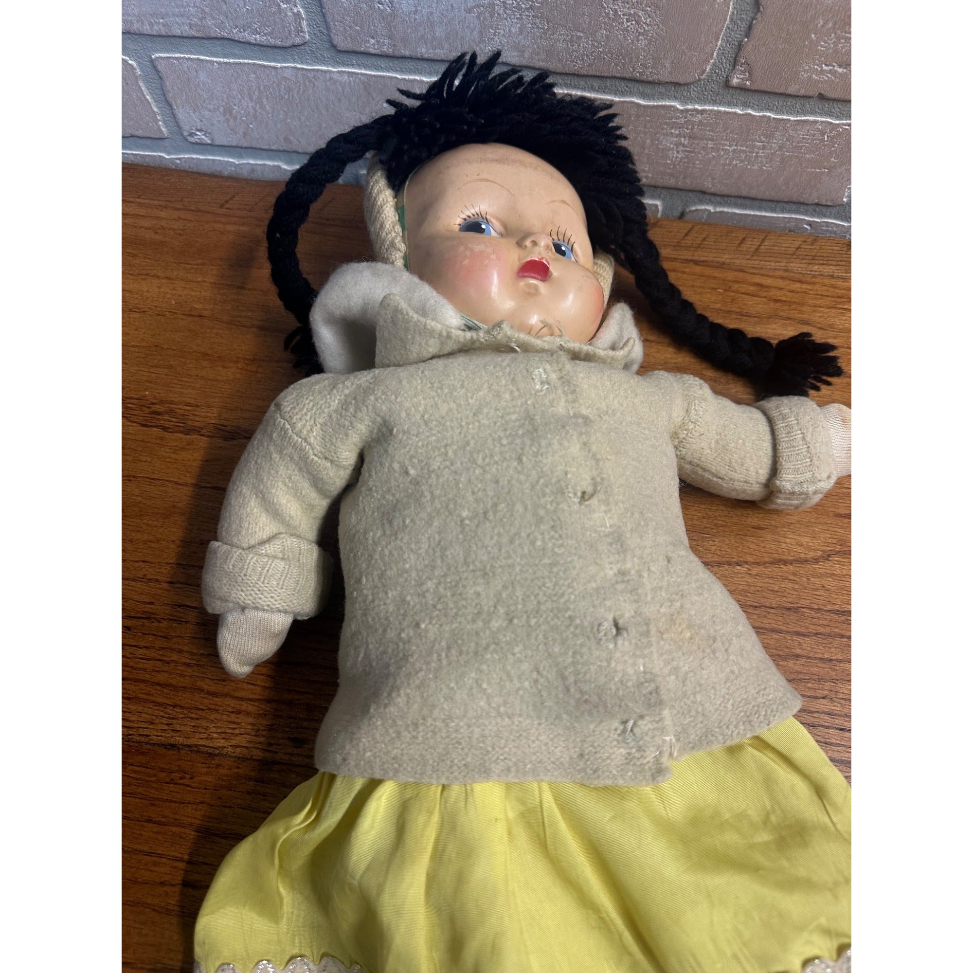 Vintage Eskimo Inuit Doll Composite Head w/ Soft Cloth Body 1940s-50s