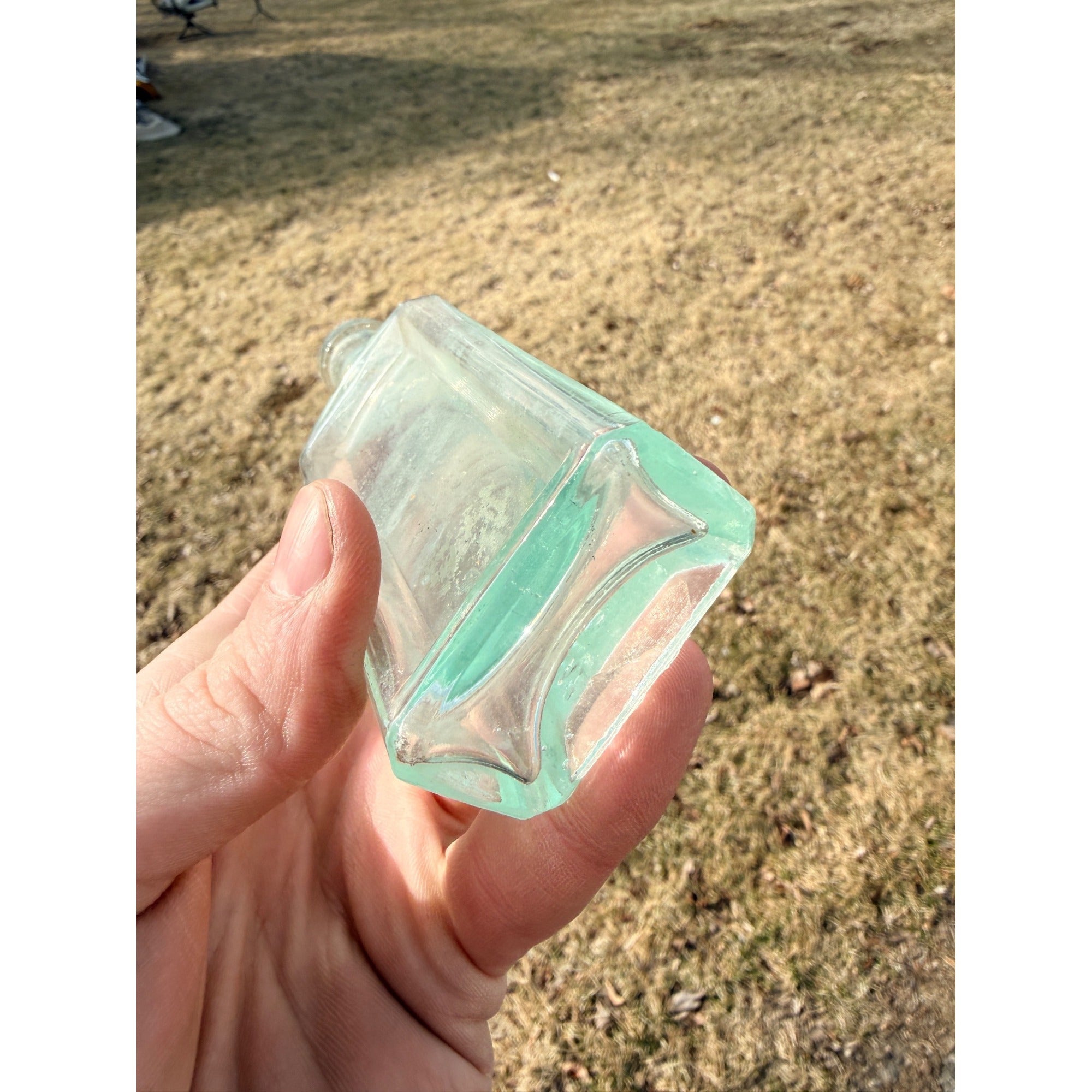 Antique E.E. Sutherland Medicine Co Paducah KY Glass Bottle Pine Tar Honey 5.5"