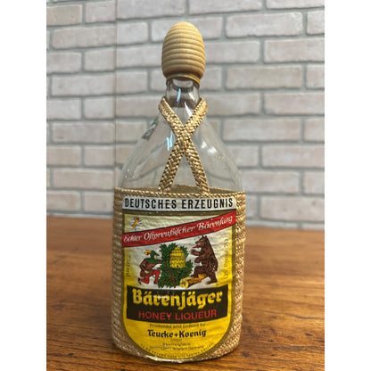 Vtg Barenjager Liquor BOTTLE HONEY LIQUEUR BEE HIVE BEAR Barware German