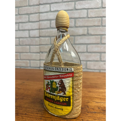 Vtg Barenjager Liquor BOTTLE HONEY LIQUEUR BEE HIVE BEAR Barware German