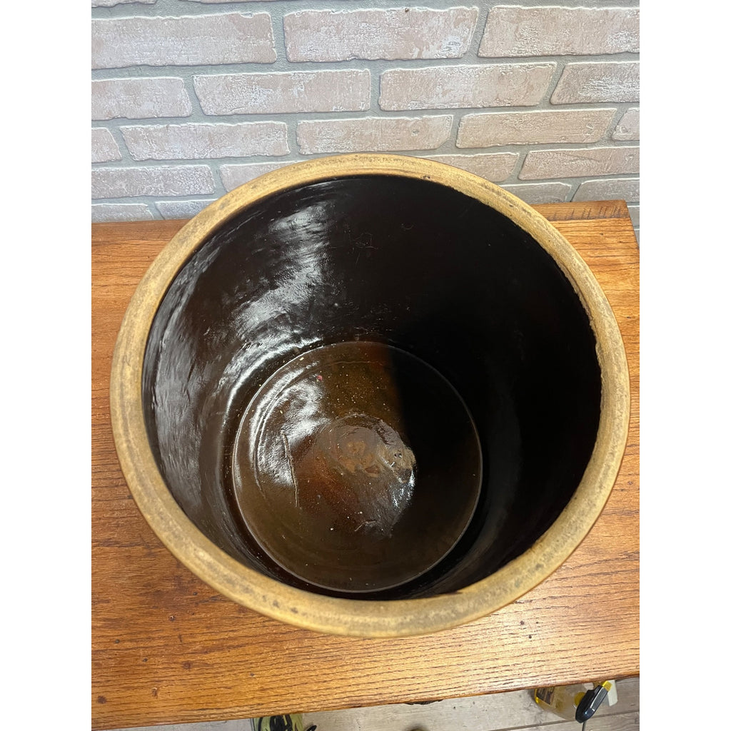Antique 2-Tone 6 Gallon Stoneware Crock Excellent Condition