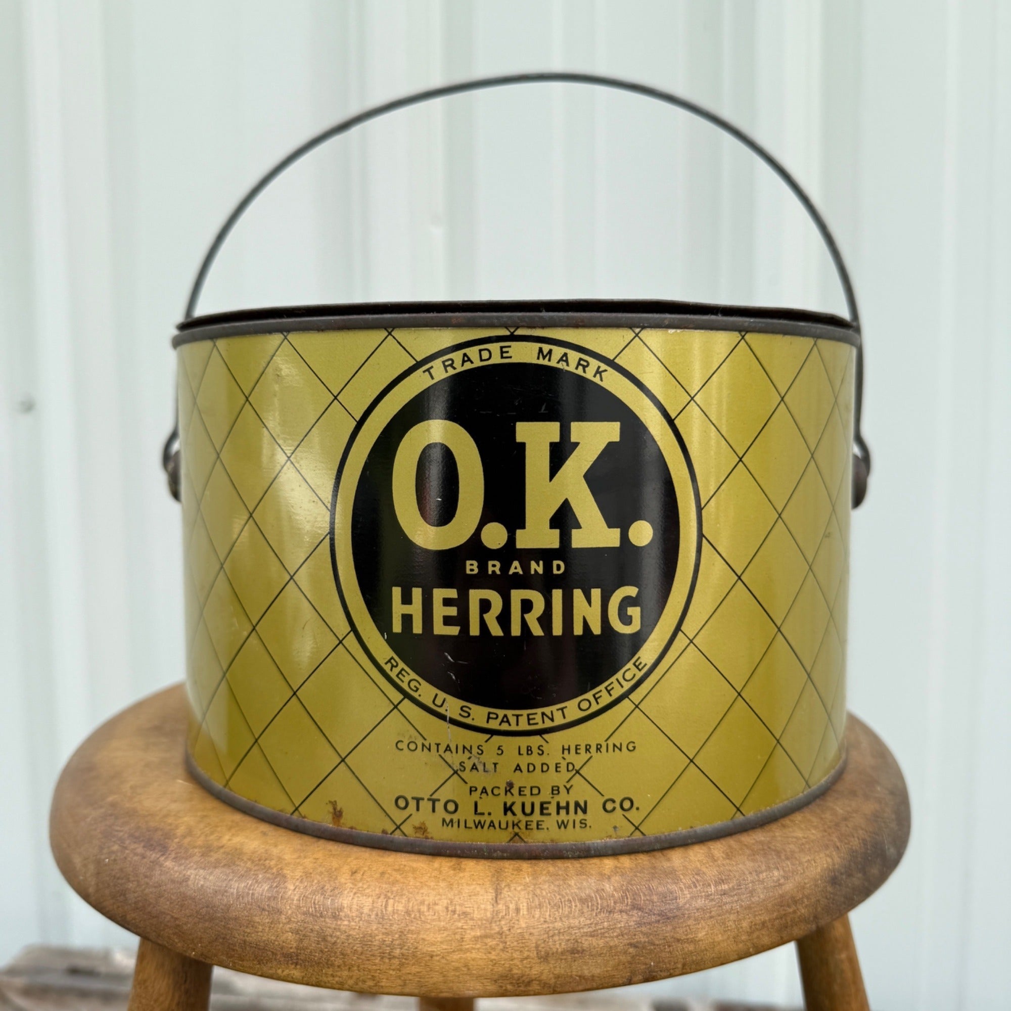 Vintage Kuehn Herring OK Milwaukee Wisconsin Advertising Tin Pail Can Fish Bucket