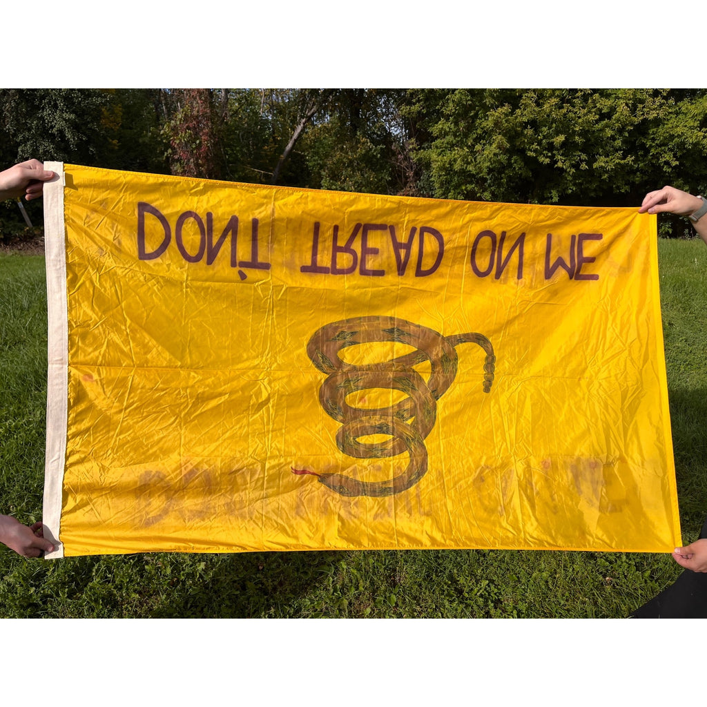 Vintage Gadsden Flag 3x5 Don't Tread On Me Milwaukee WI Eder Mfg Co. Milwaukee