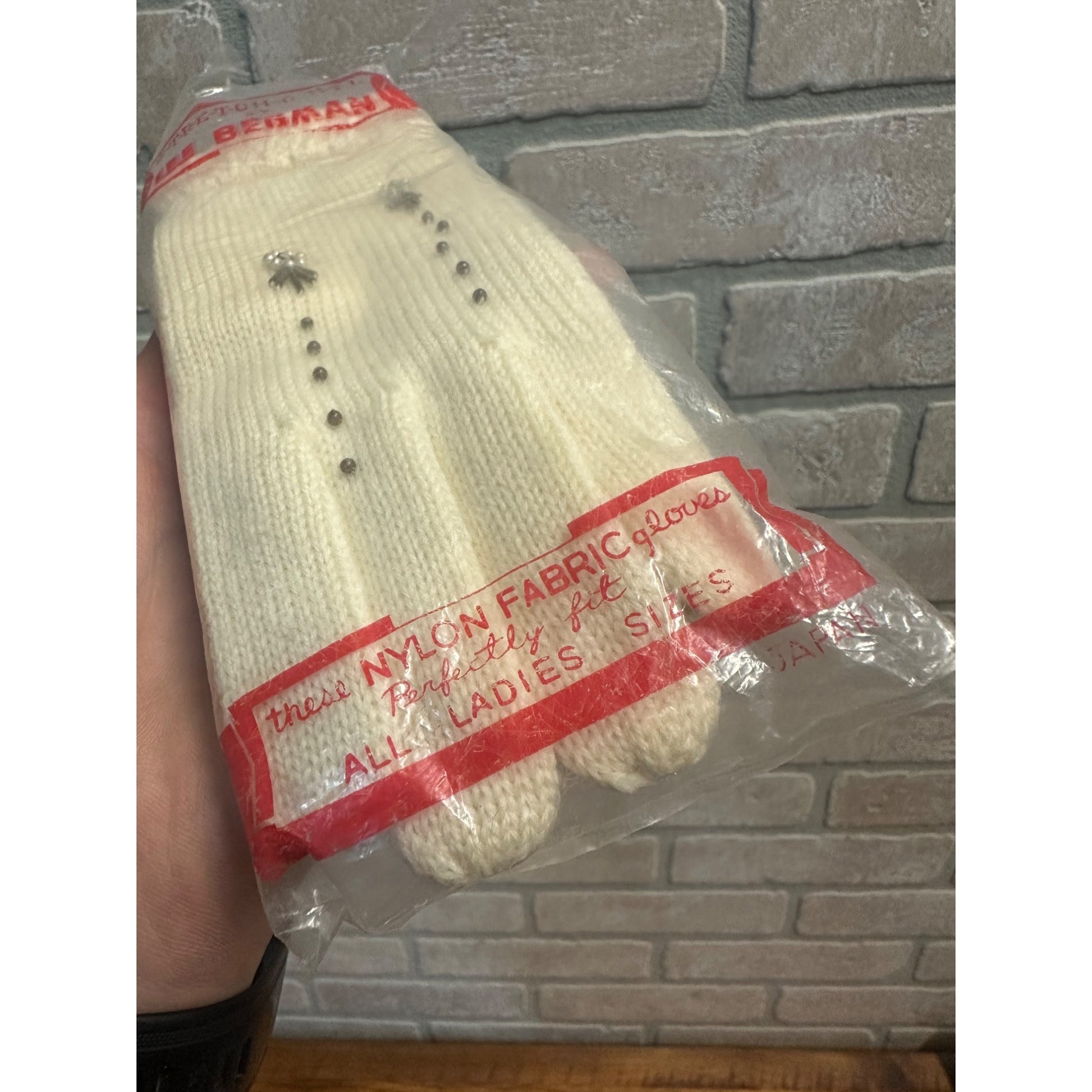 Vintage 1950s Lee Begman NOS Ladies White Beaded Gloves Nylon New Deadstock
