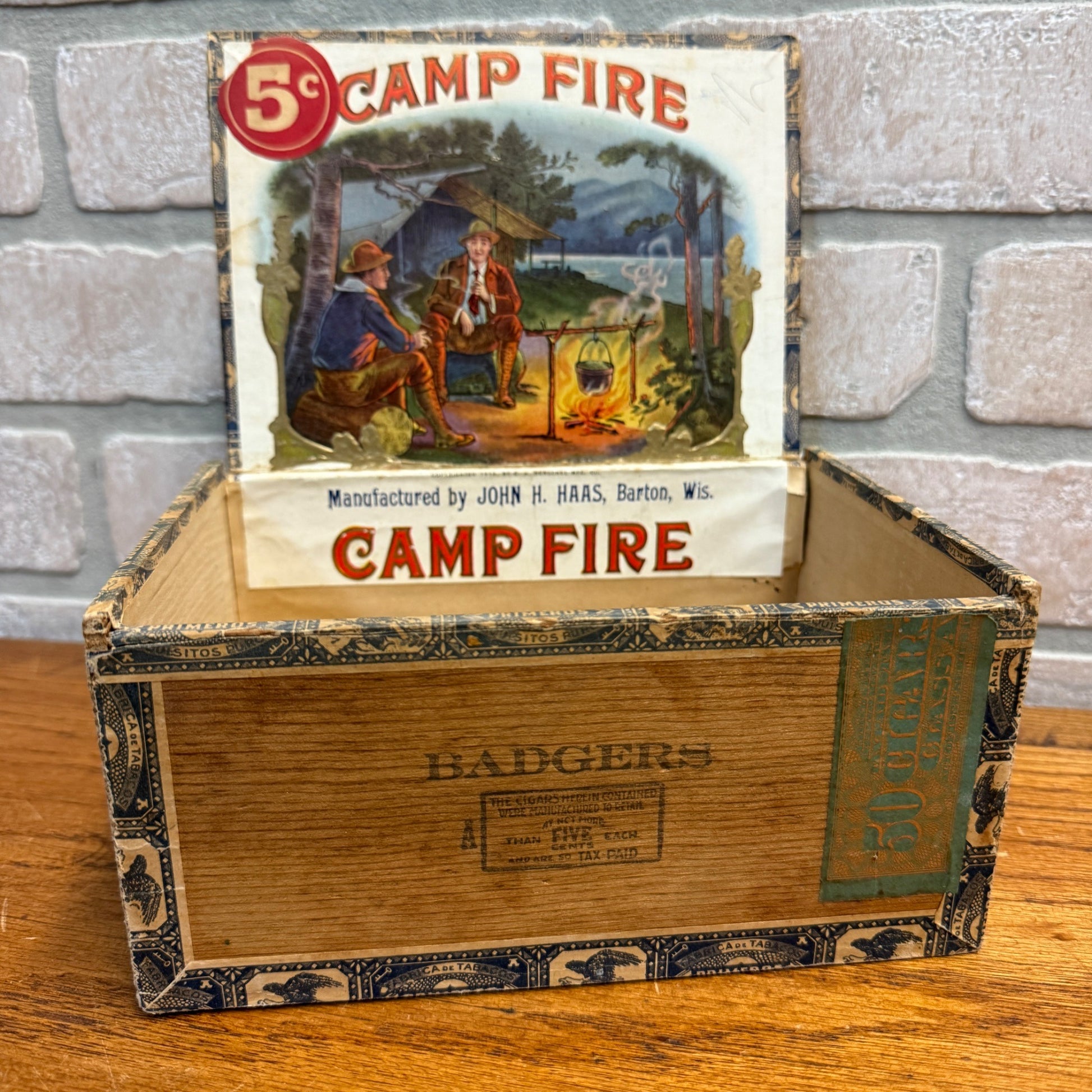 Vintage The Camp Fire Cigar Box John H. Haas Barton, Wisconsin Advertising WI