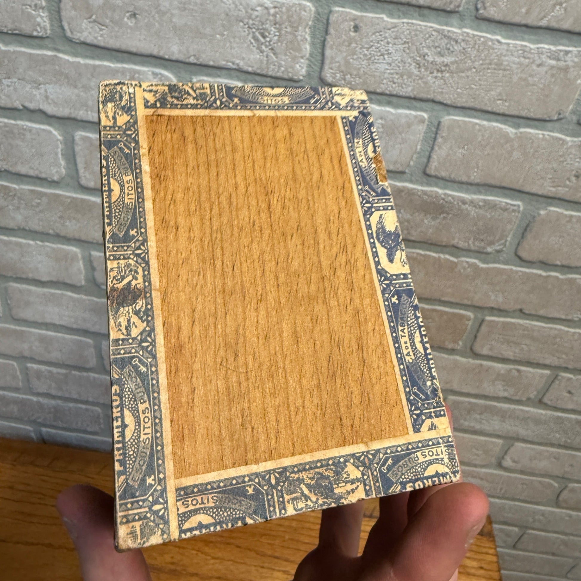 Vintage The Camp Fire Cigar Box John H. Haas Barton, Wisconsin Advertising WI