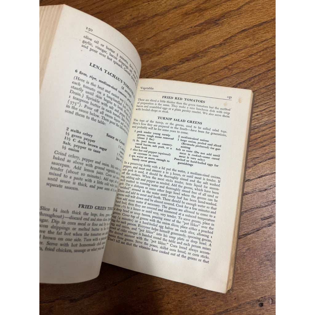 Out of Kentucky Kitchens By Marion Flexner 1949 Hardcover Book