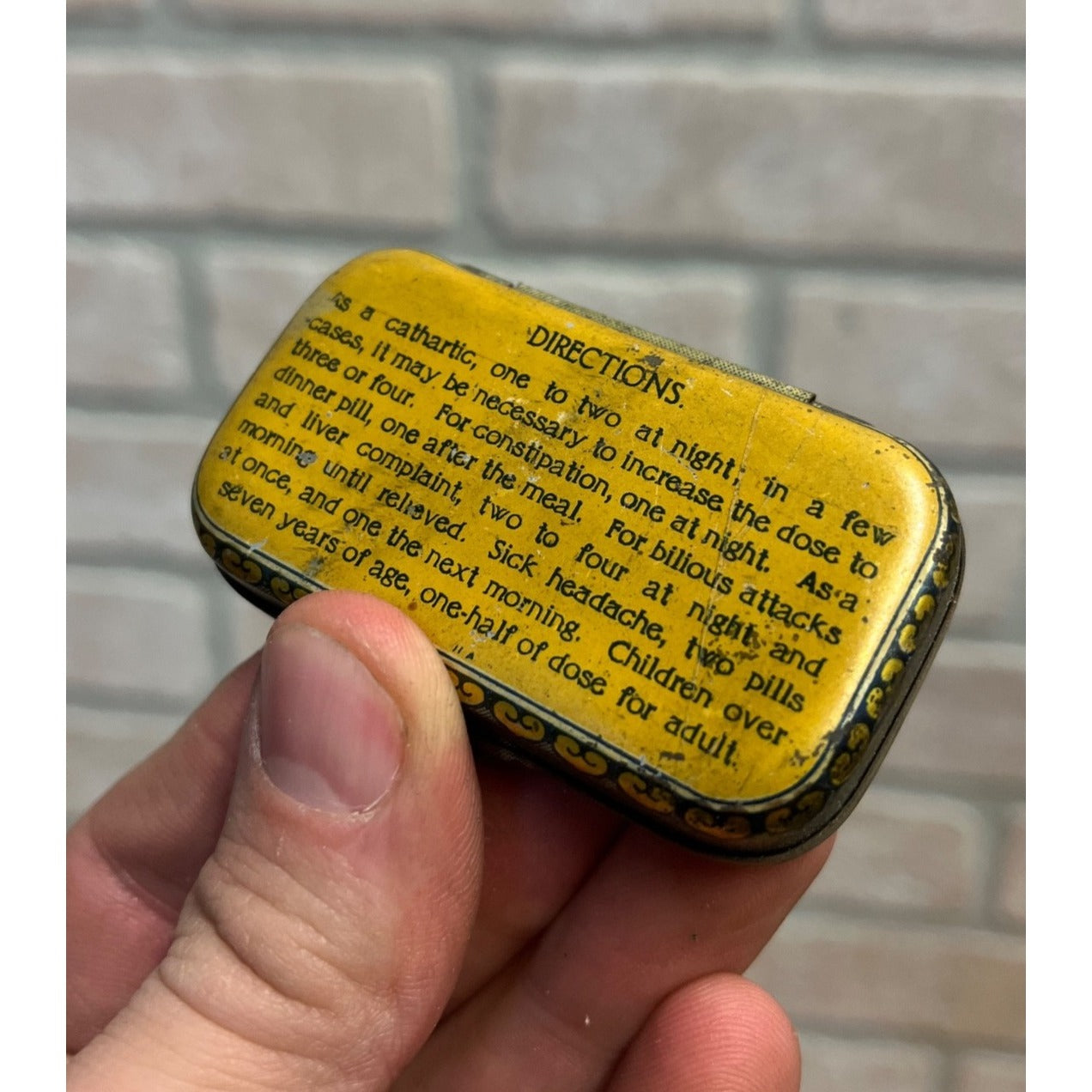 Vintage 1920s Wills English Formula Pill Tin FULL Burlington VT Quack Medicine