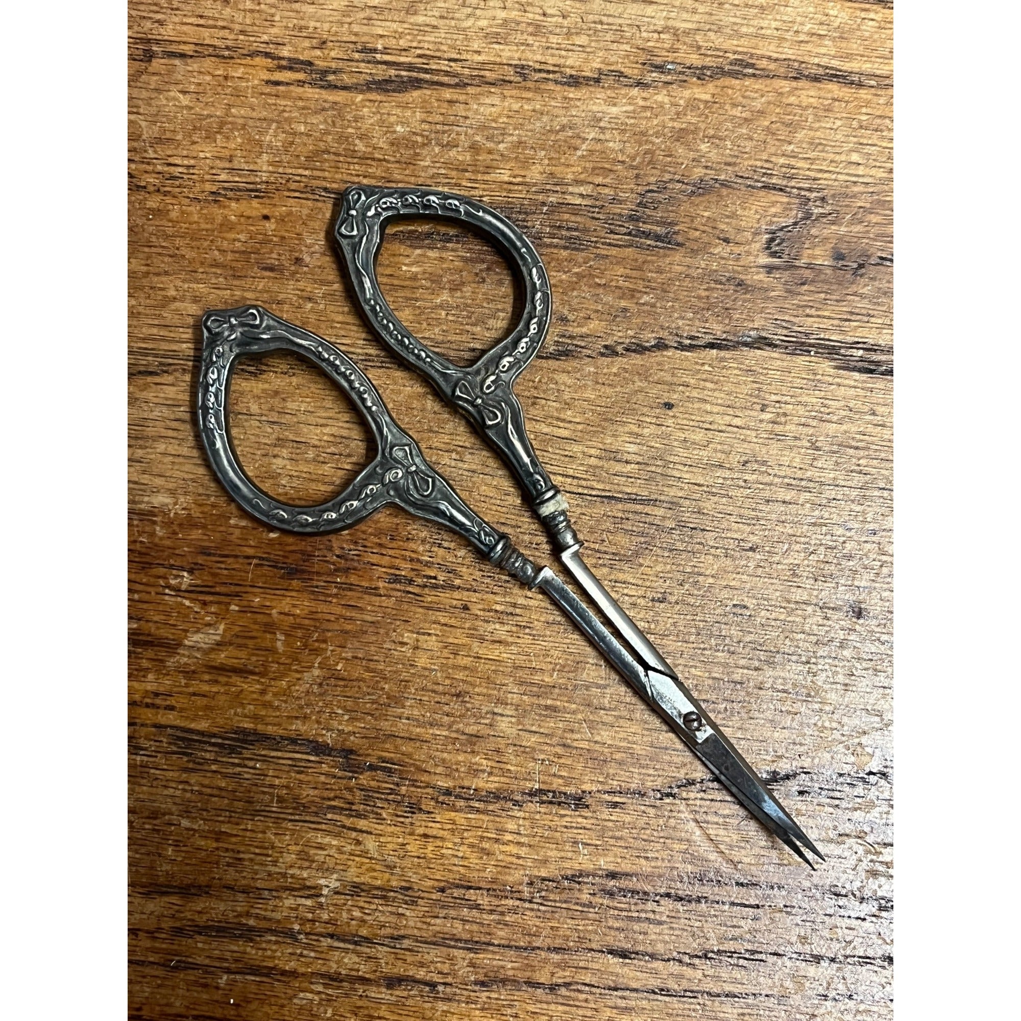 Antique Sterling Silver Sewing Scissors Victorian Ornate