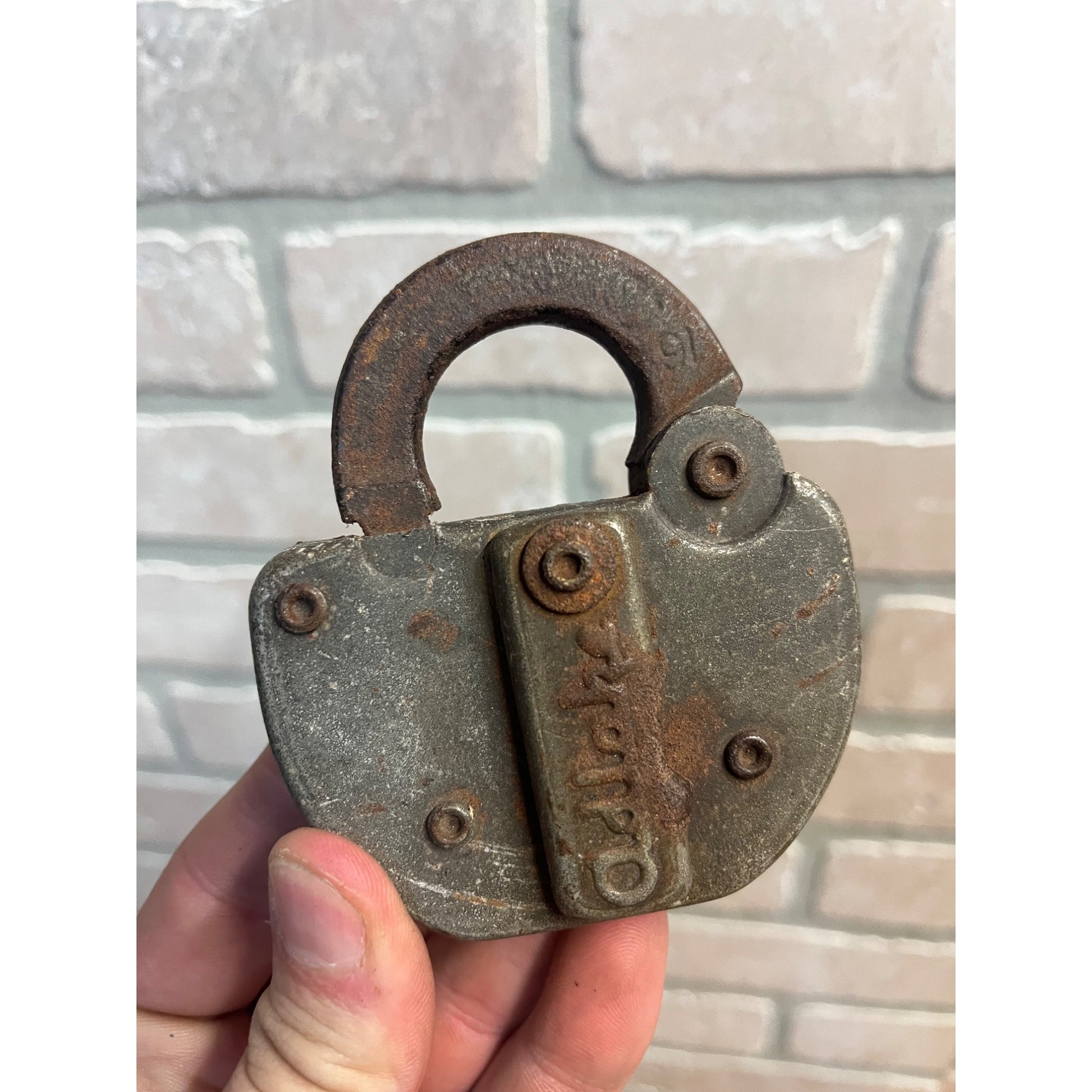 Vintage Adlake "C&NW" (Chicago and Northwestern) Railroad Padlock