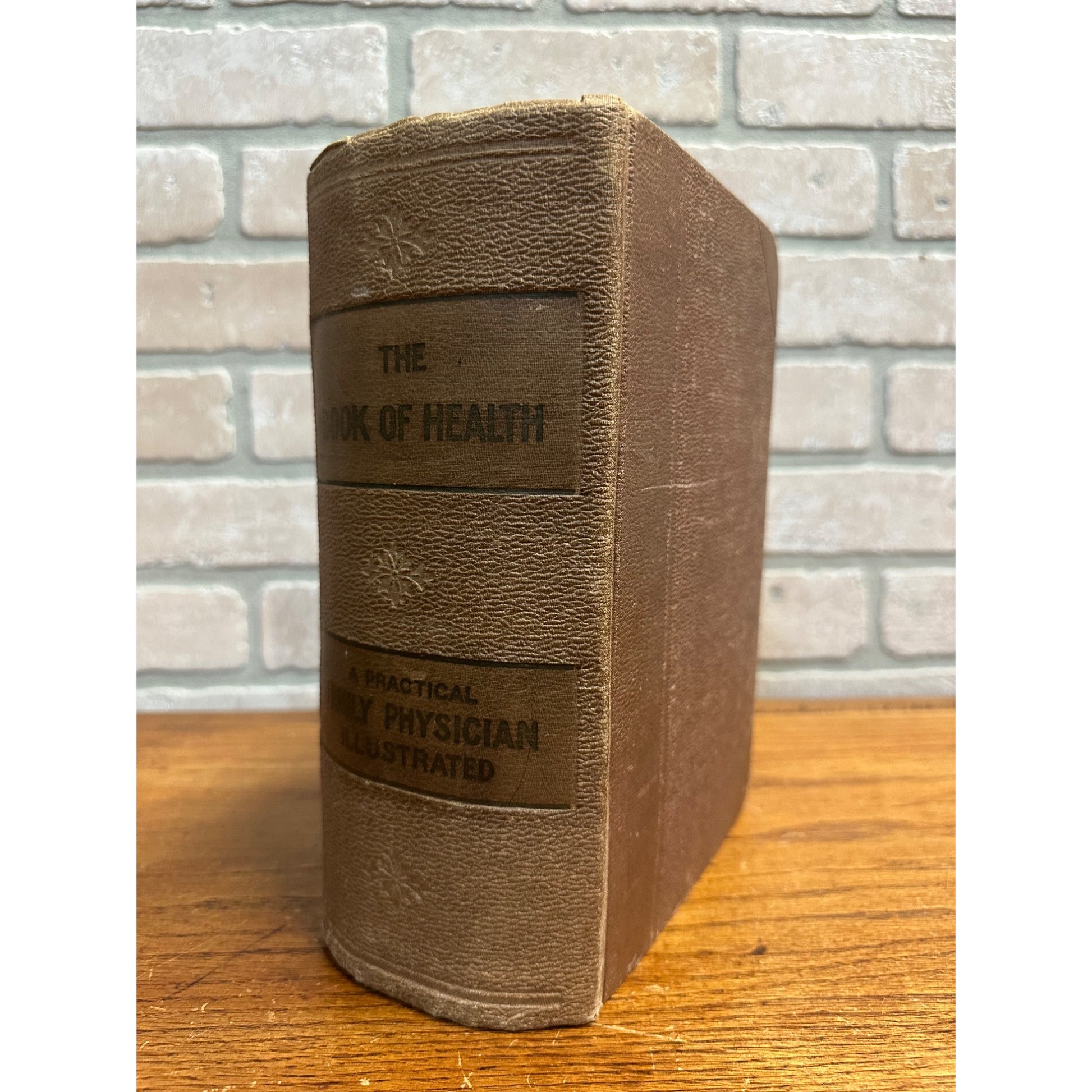 Antique 1901 The Book of Health Family Physician Illustrated Color Plates