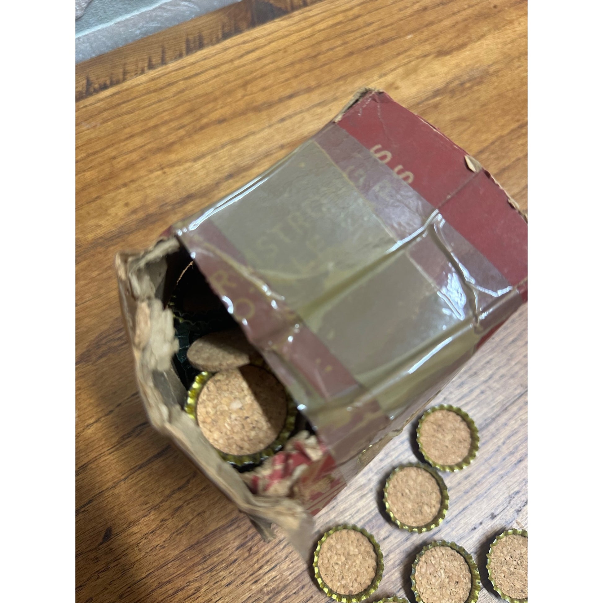 Vintage Box of Armstrong "Home Use Crown" Cork Seal Brewing Bottle Beer Caps