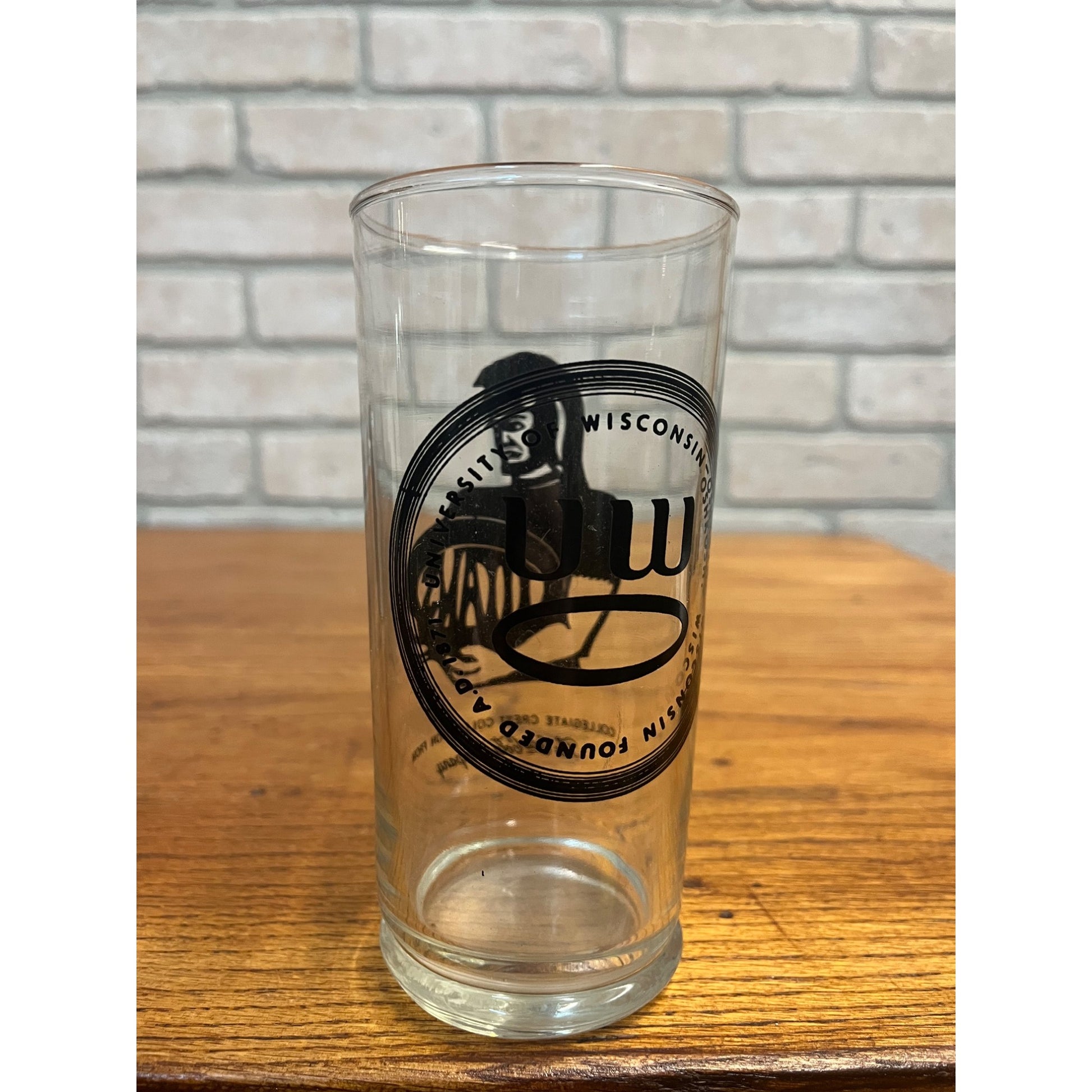UWO Oshkosh Wisconsin Titans Collegiate Crest Collection Glass Coca Cola Coke