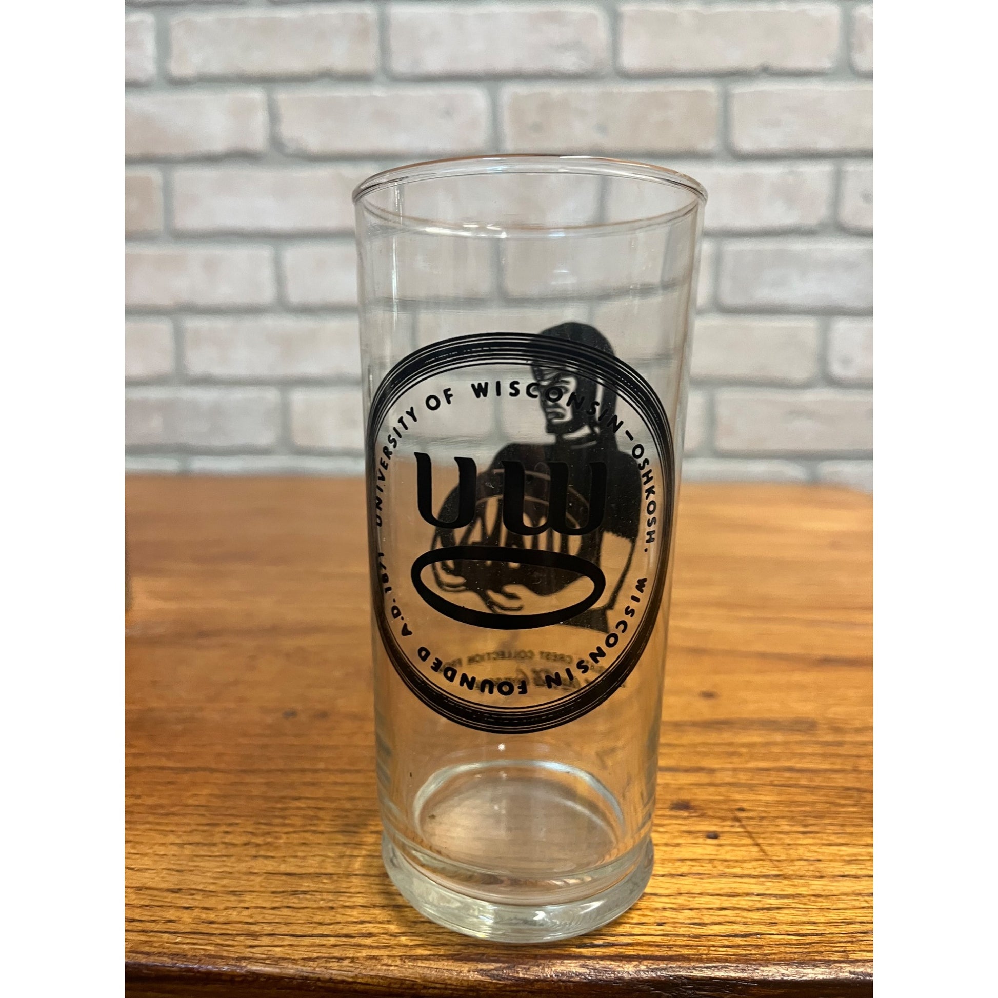 UWO Oshkosh Wisconsin Titans Collegiate Crest Collection Glass Coca Cola Coke