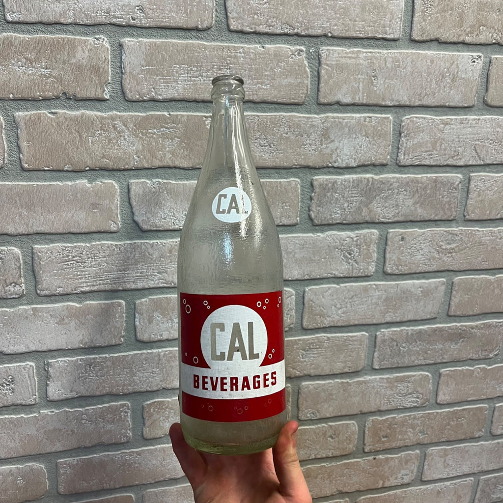 Cal Beverages Binder Oshkosh Wis 32 Ounce Soda Bottle