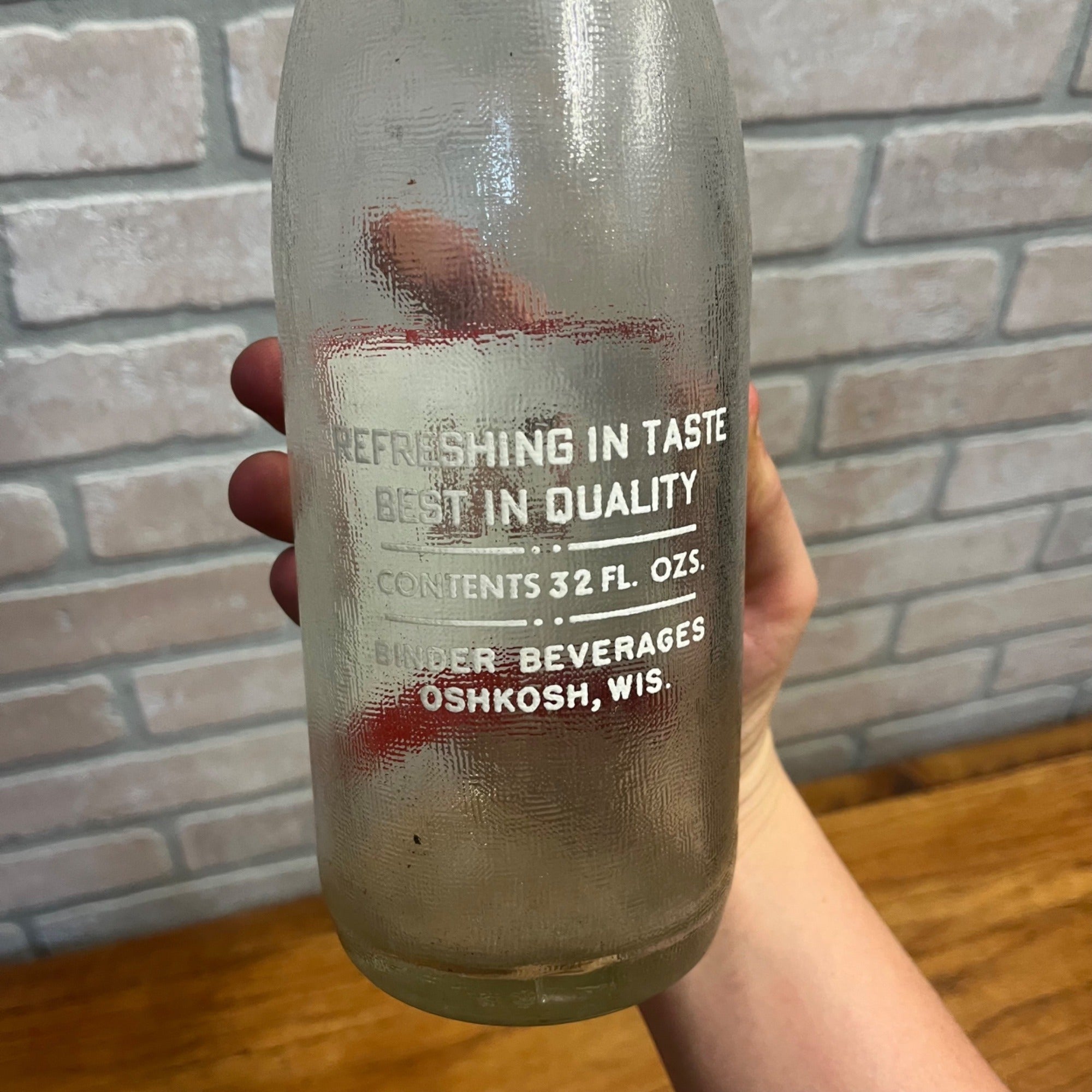 Cal Beverages Binder Oshkosh Wis 32 Ounce Soda Bottle