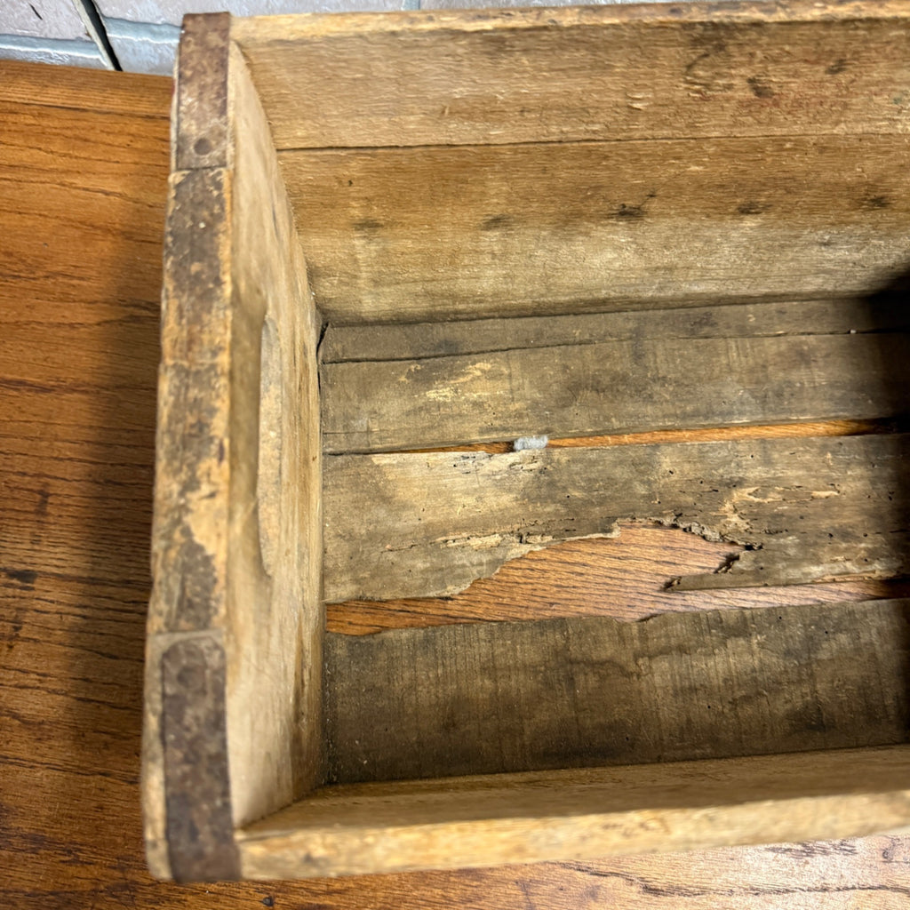 Theo Dietzler Hartford, Wisconsin Vintage Wood Crate Advertising Soda