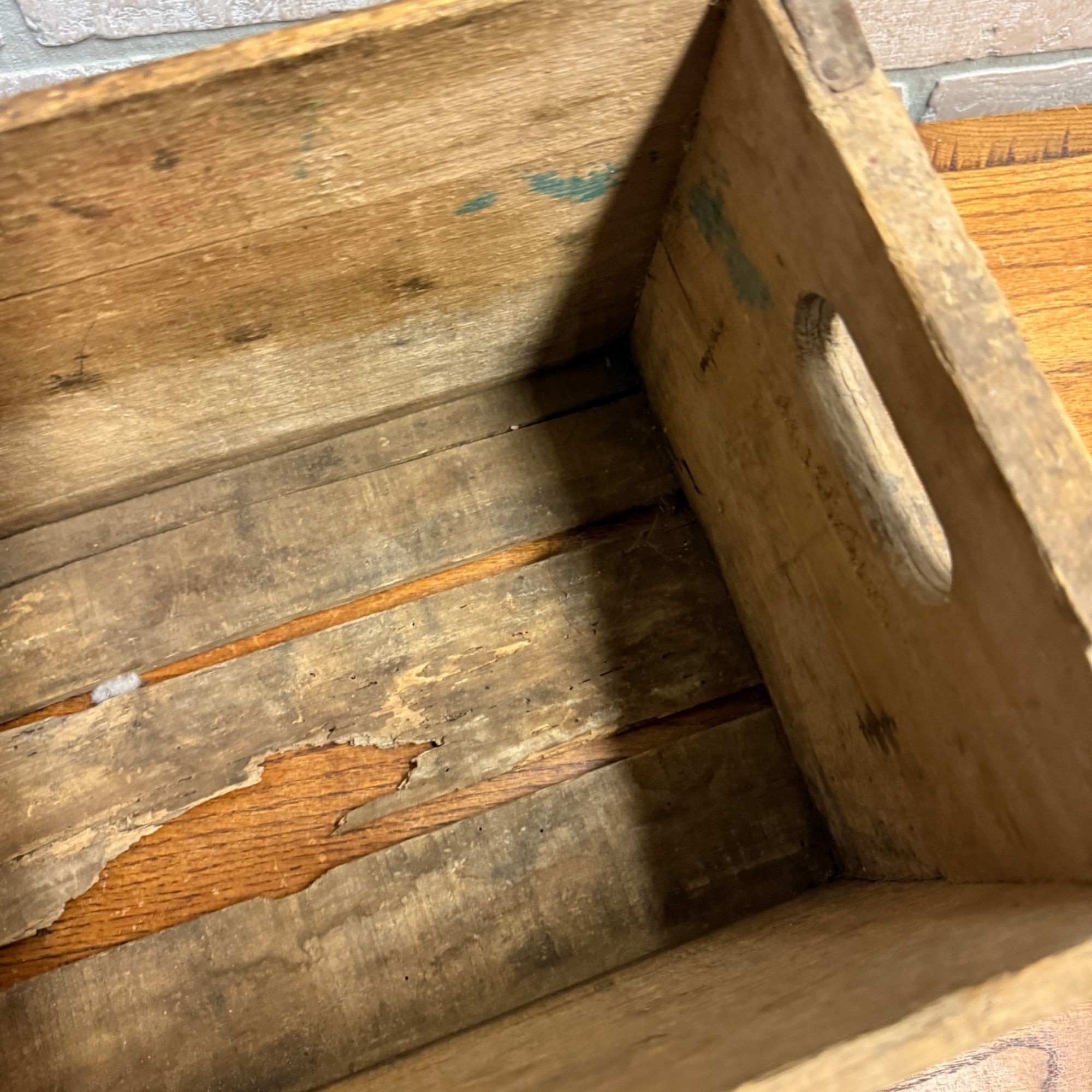 Theo Dietzler Hartford, Wisconsin Vintage Wood Crate Advertising Soda