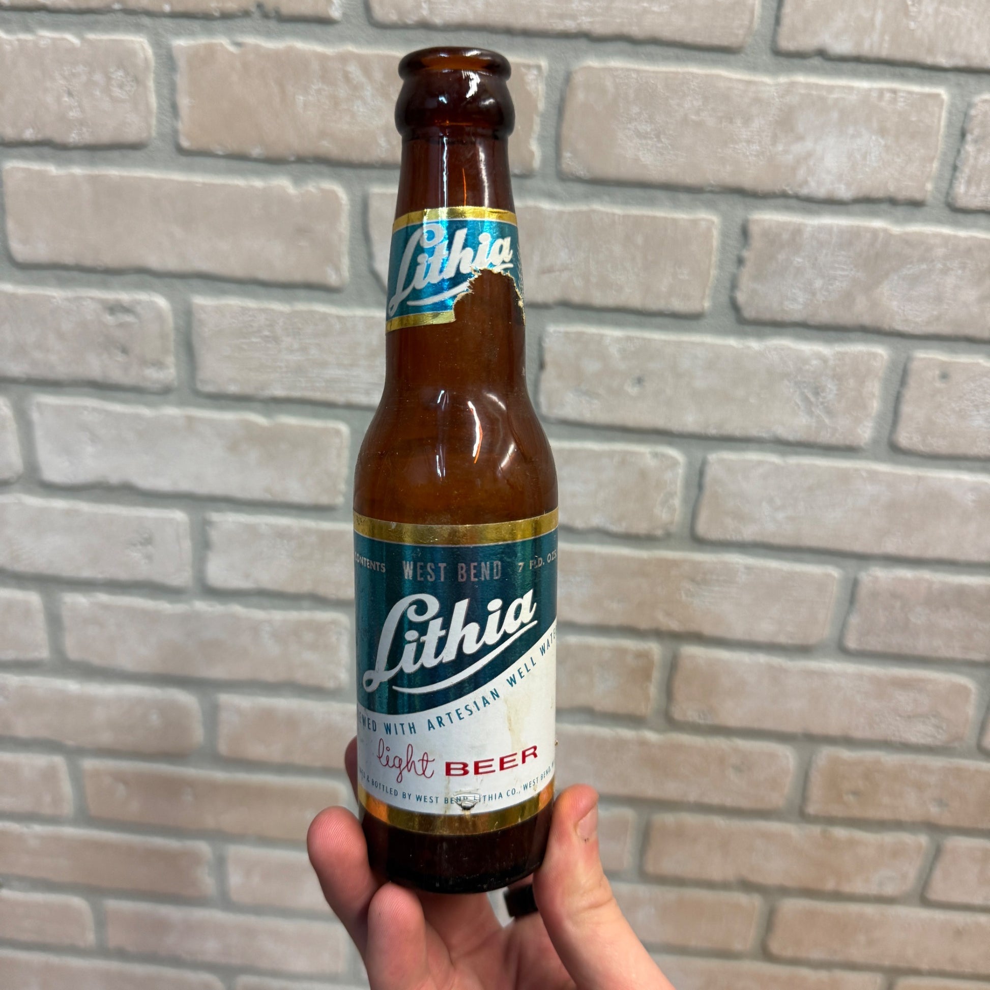 Vintage 1966 West Bend Lithia Paper Label 7oz Light Beer Bottle Wisconsin Wis