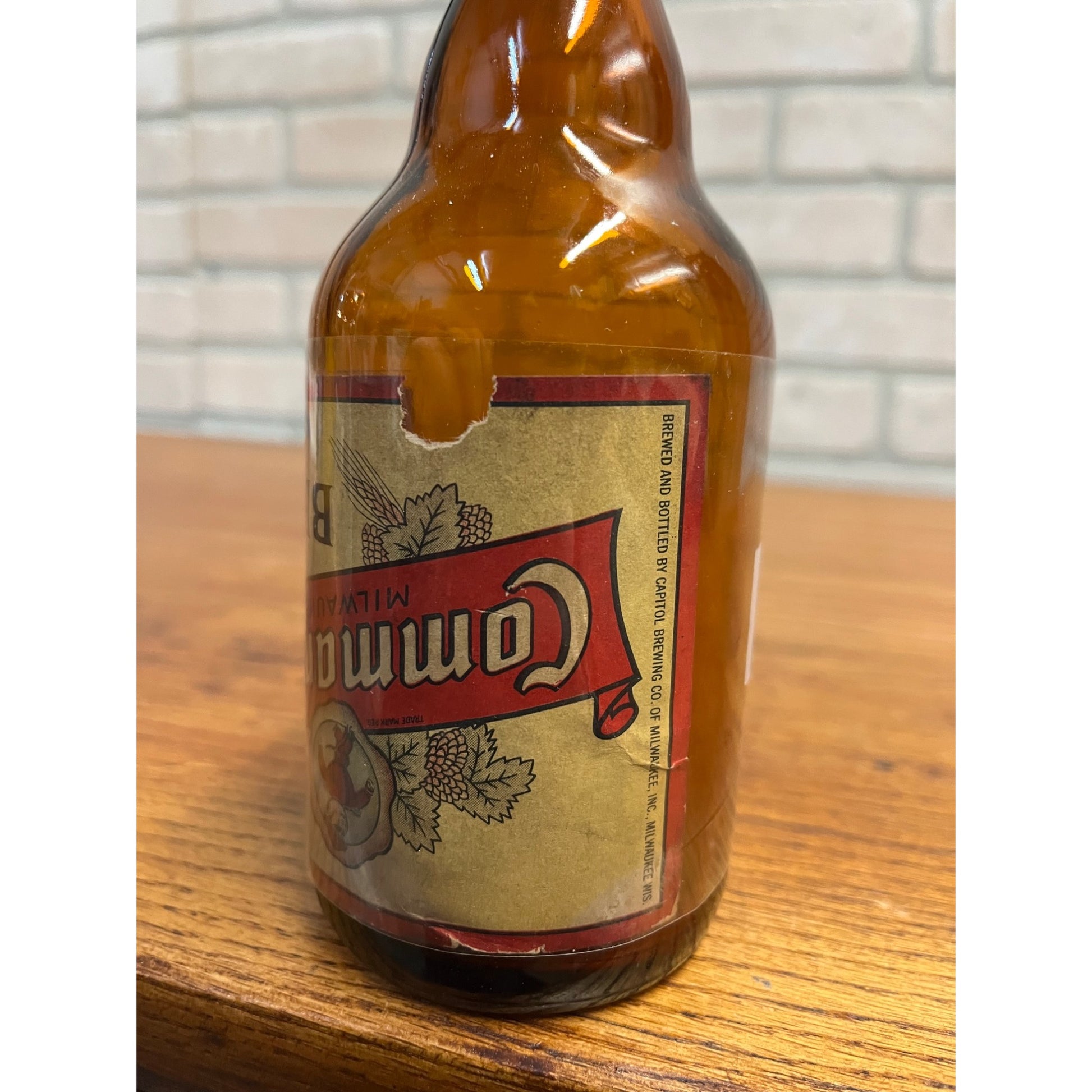 Vintage Commander Beer Capitol Brewing Co IRTP Paper Label Bottle Milwaukee 12oz