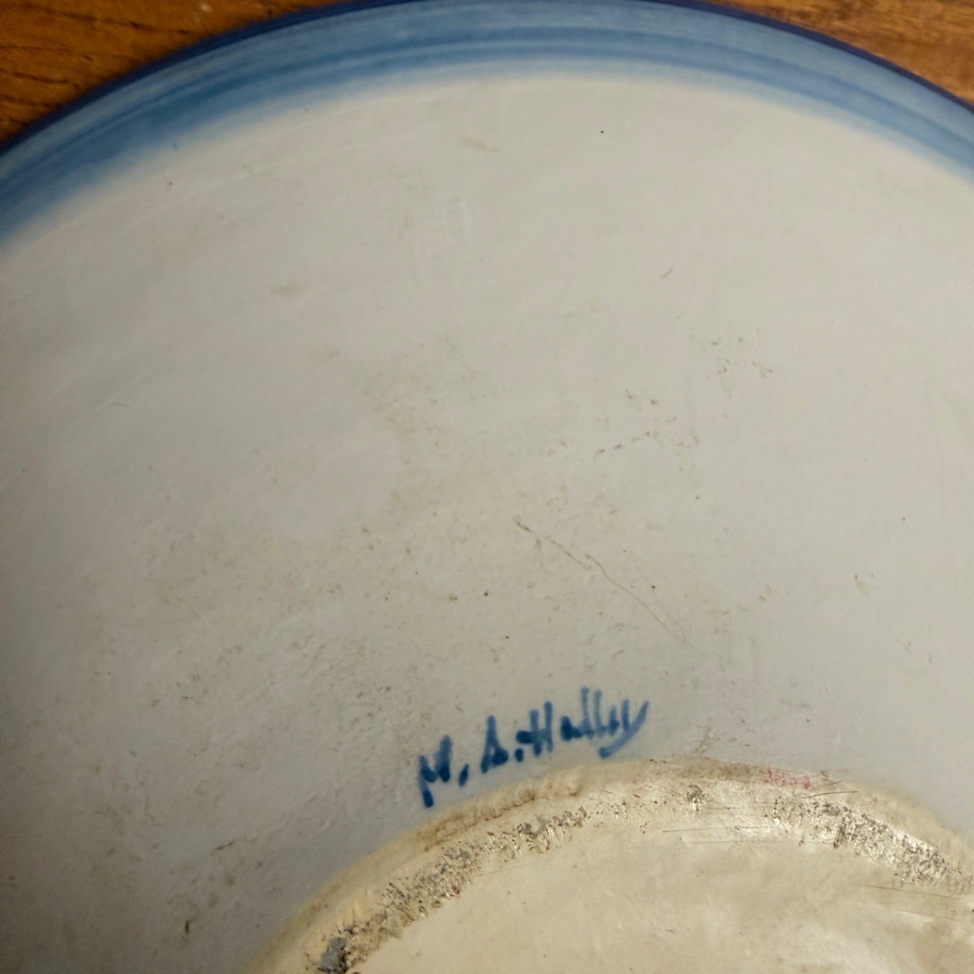 RARE Vintage Large MA Hadley Wash Fruit Bowl + Stand Centerpiece "SFR" Pottery