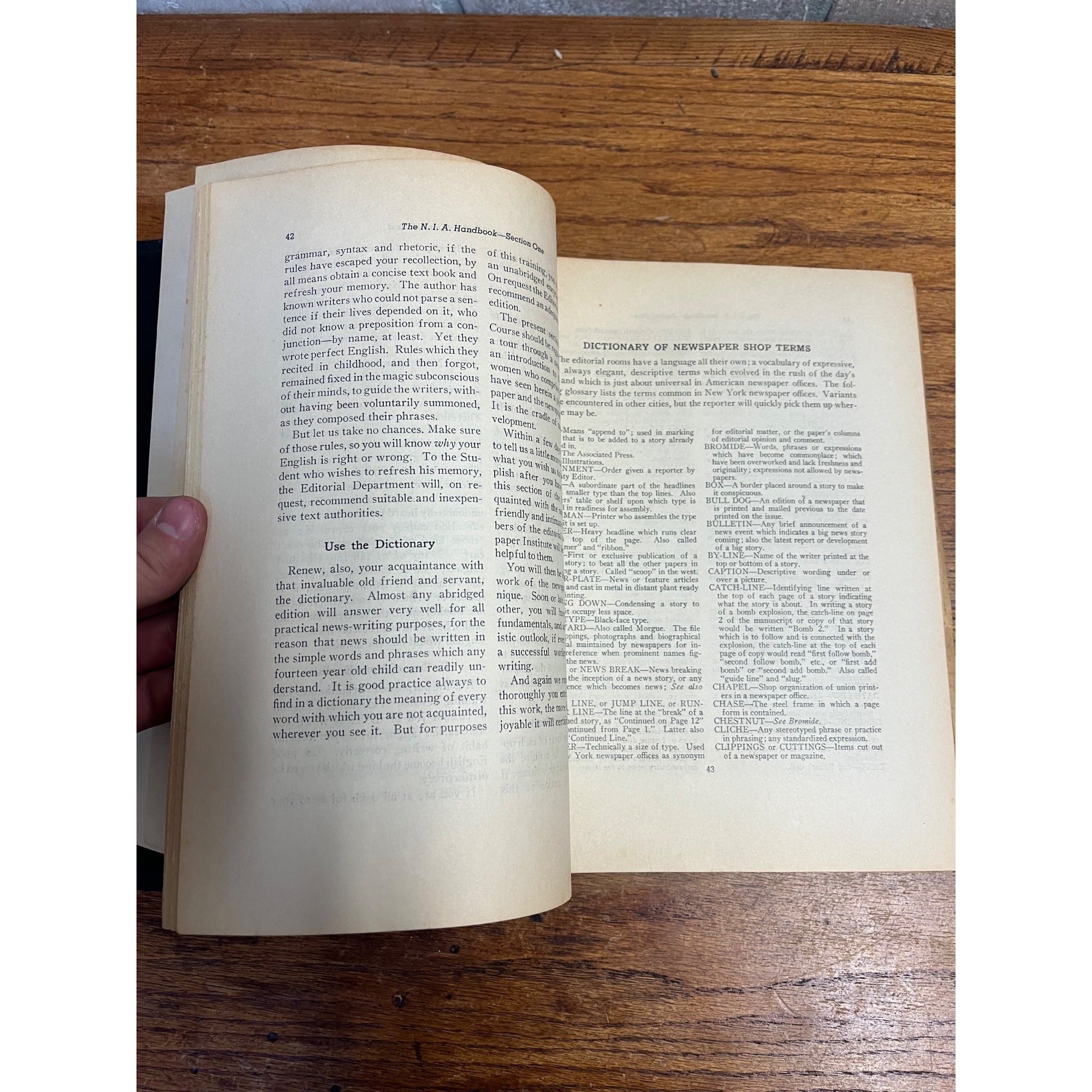 Vintage Newspaper Institute of America Handbook for Writers 1937 Dotson