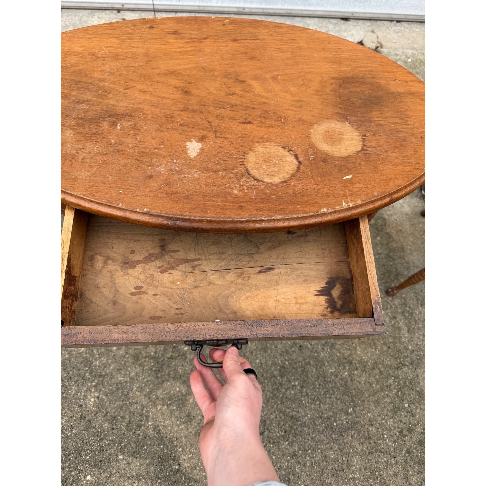 Vintage Small Round Sewing Table End Side Decorative Wooden Table