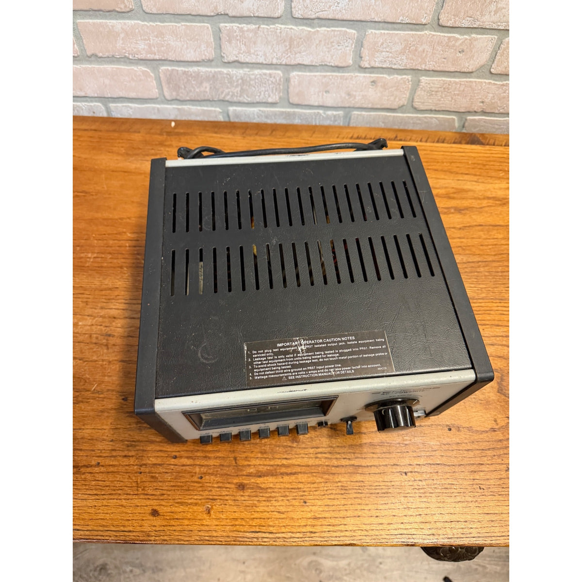 Sencore PR57 AC Powerite Variable Isolation Transformer Safety Analyzer Variac