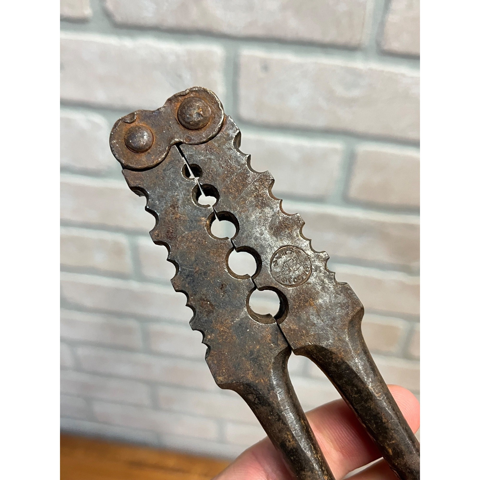 Vintage Klein Sons Tools Lineman Reversible Splicing Crimping Antique Iron Tool