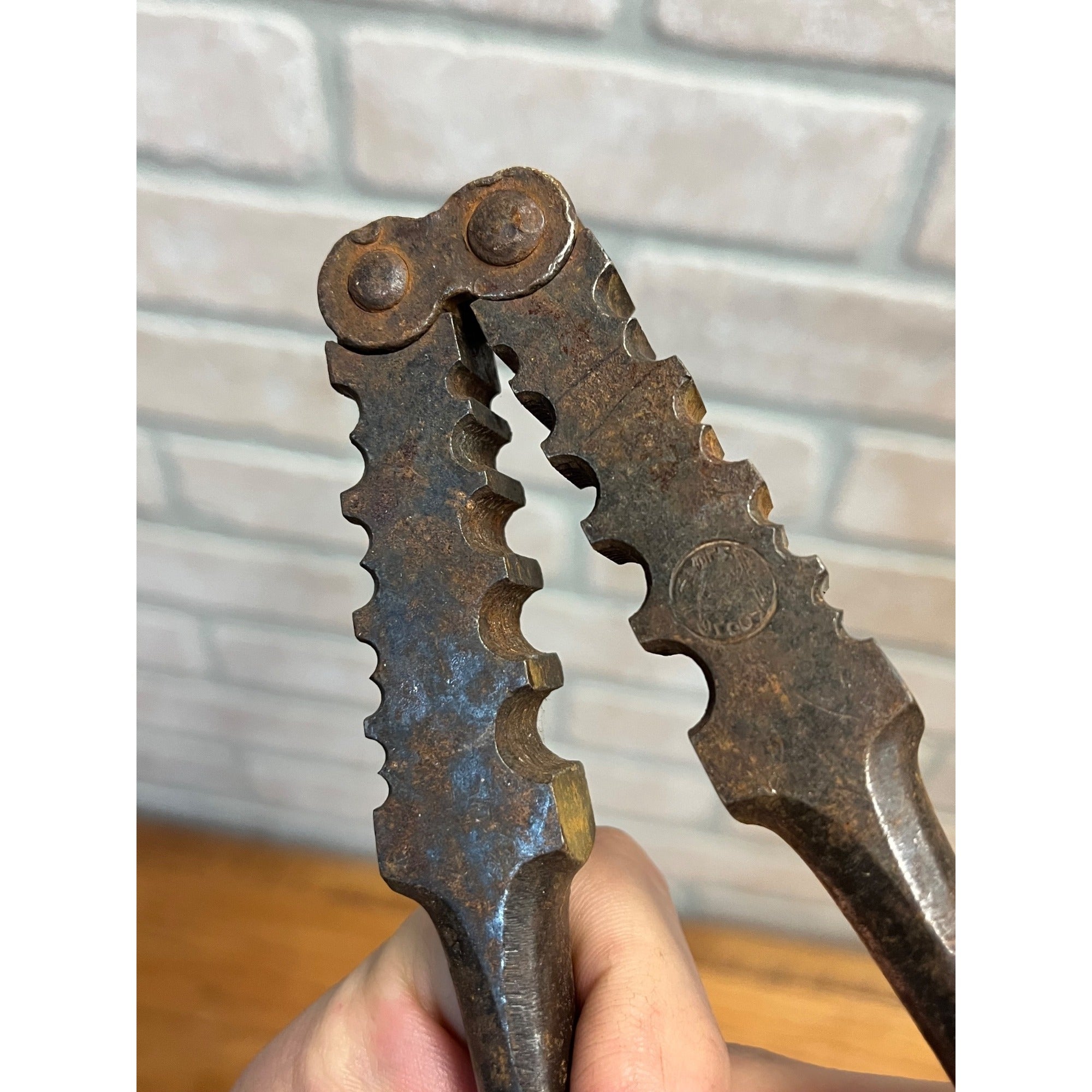 Vintage Klein Sons Tools Lineman Reversible Splicing Crimping Antique Iron Tool