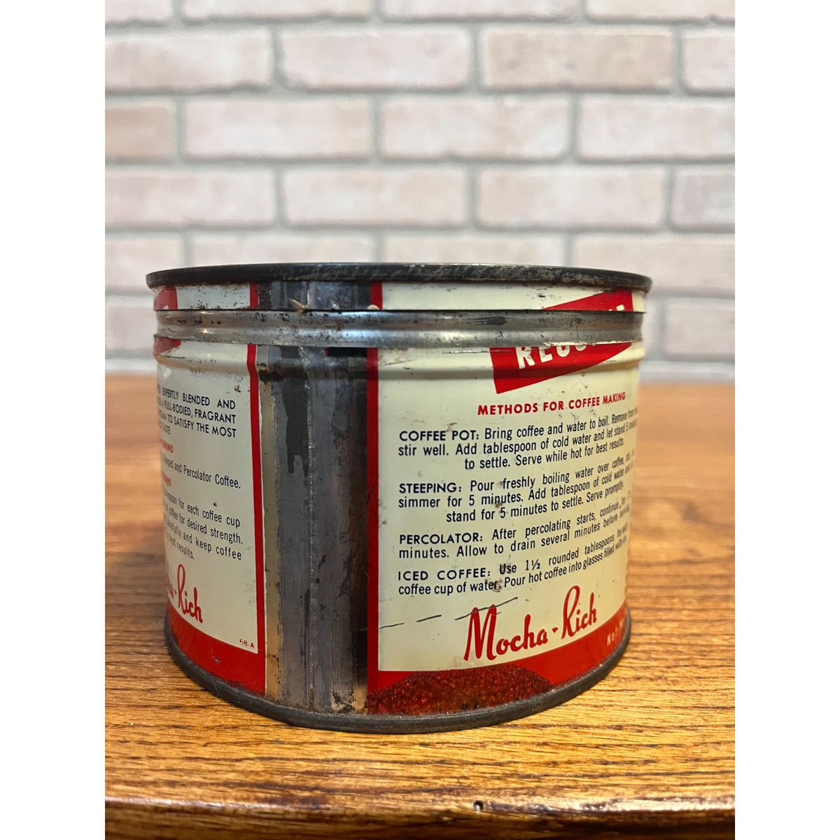 Vintage  Monarch Mocha-Rich 1 LB Key Wind Coffee Tin Can Lion Chicago IL