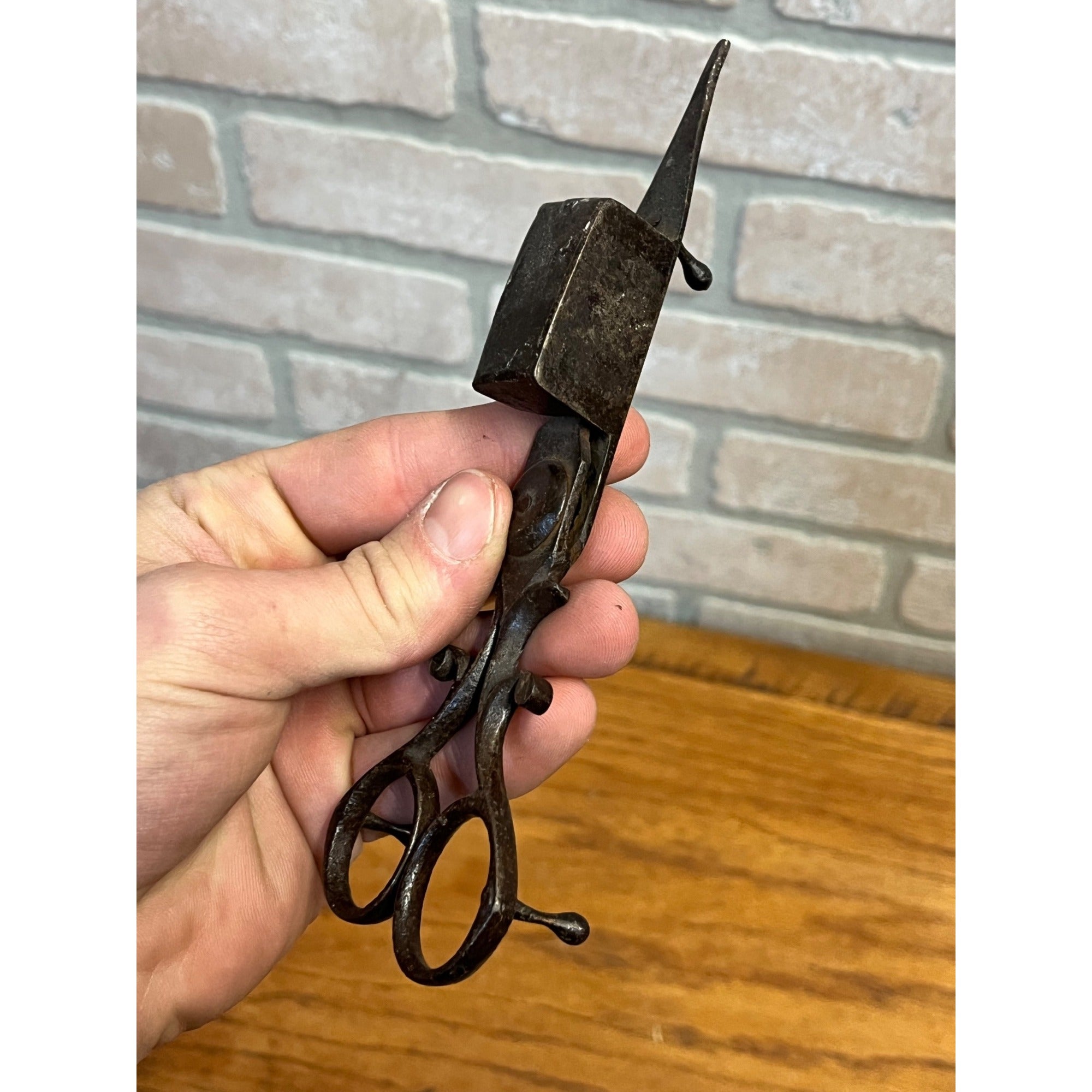 Antique Primitive 19th c. Wrought Iron Candle Snuffer Scissors Footed Farmhouse