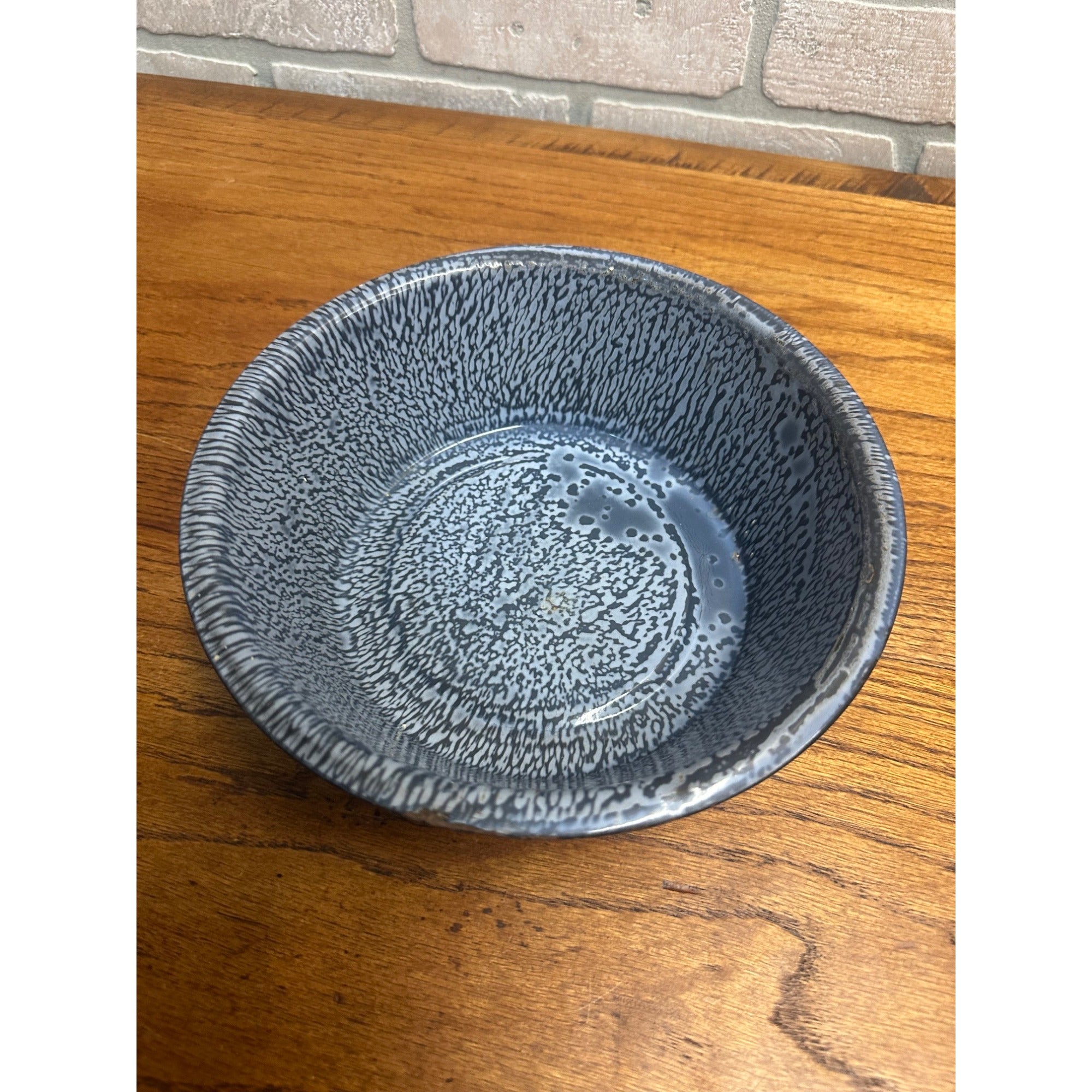 Vintage Graniteware 9" x 2.75" Gray Basin Bowl Primitive Farmhouse Decor