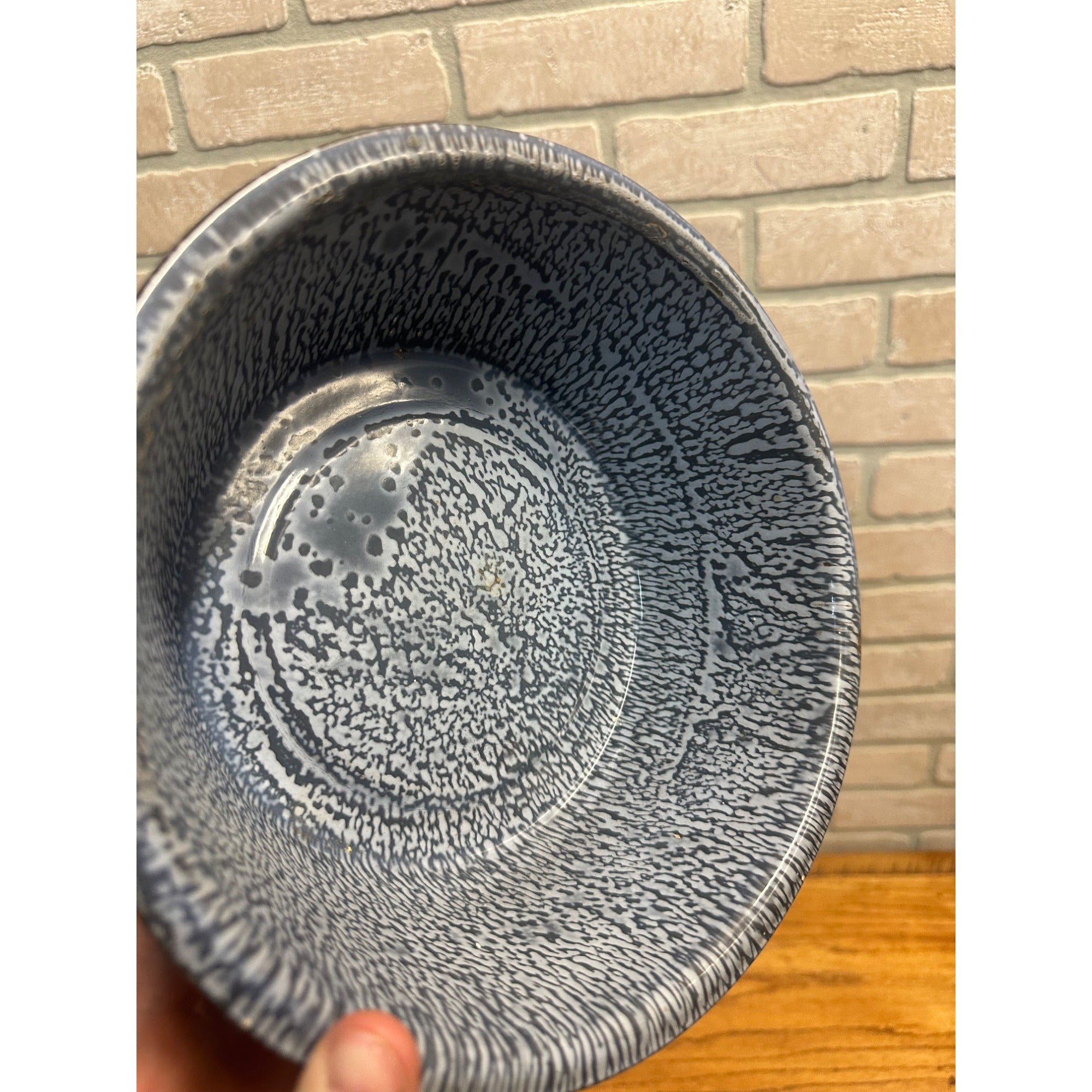 Vintage Graniteware 9" x 2.75" Gray Basin Bowl Primitive Farmhouse Decor