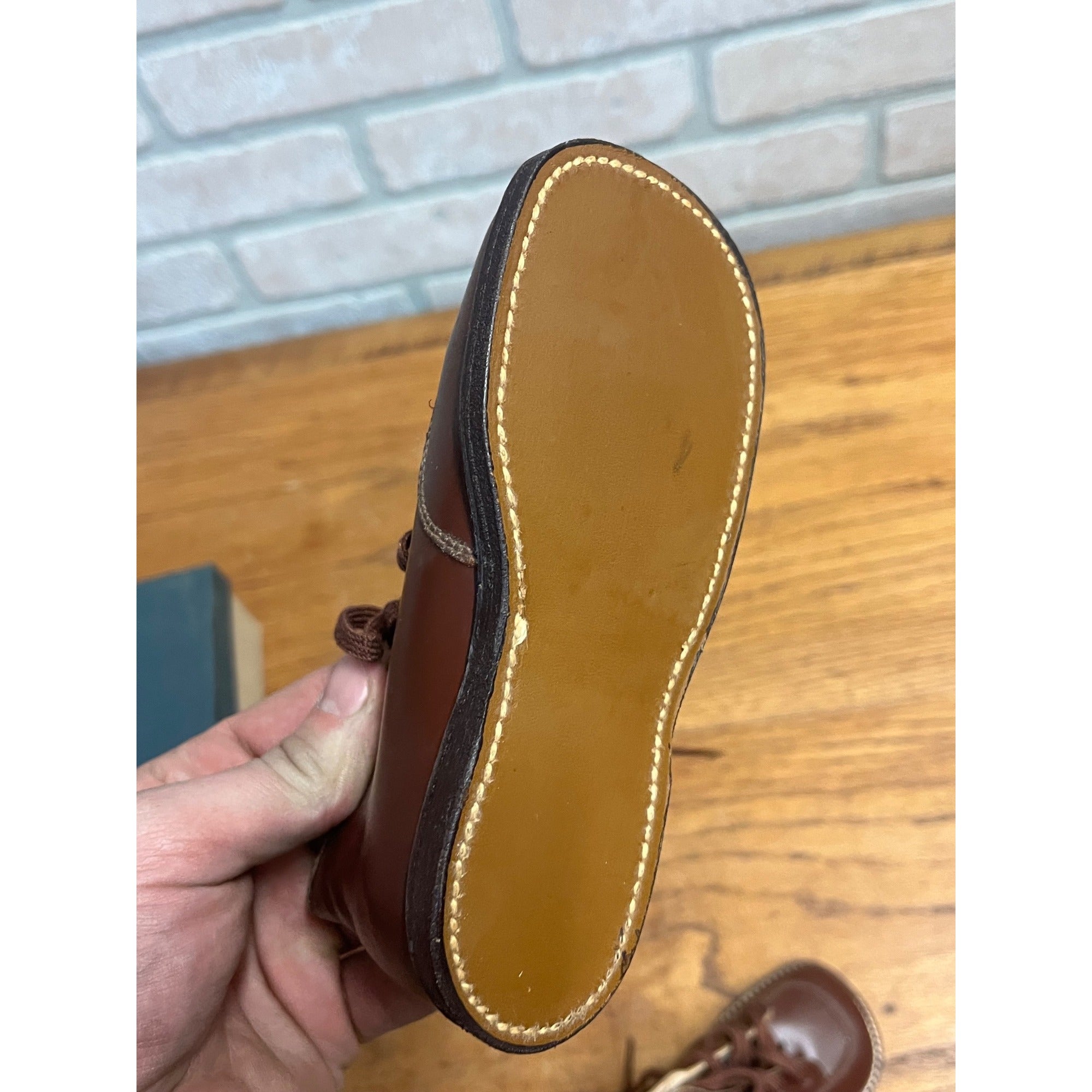 Vintage Birth-Right Baby Shoes Infant Size Endicott Co. Brown Elk Original Box