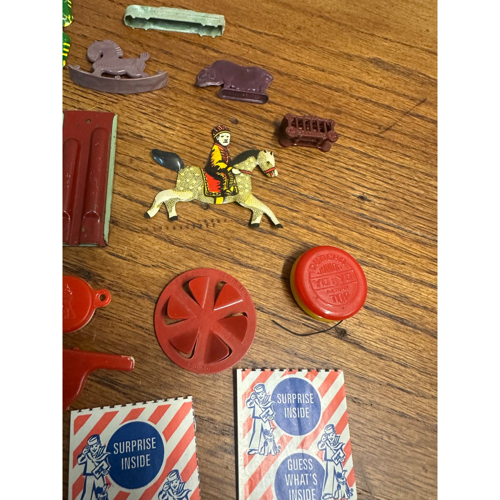 Vintage Cracker Jack Premium Prizes 1940s-1970s Tin Plastic Whistles Tops Vari Vue