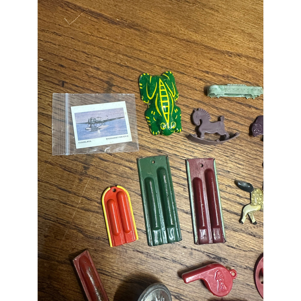 Vintage Cracker Jack Premium Prizes 1940s-1970s Tin Plastic Whistles Tops Vari Vue